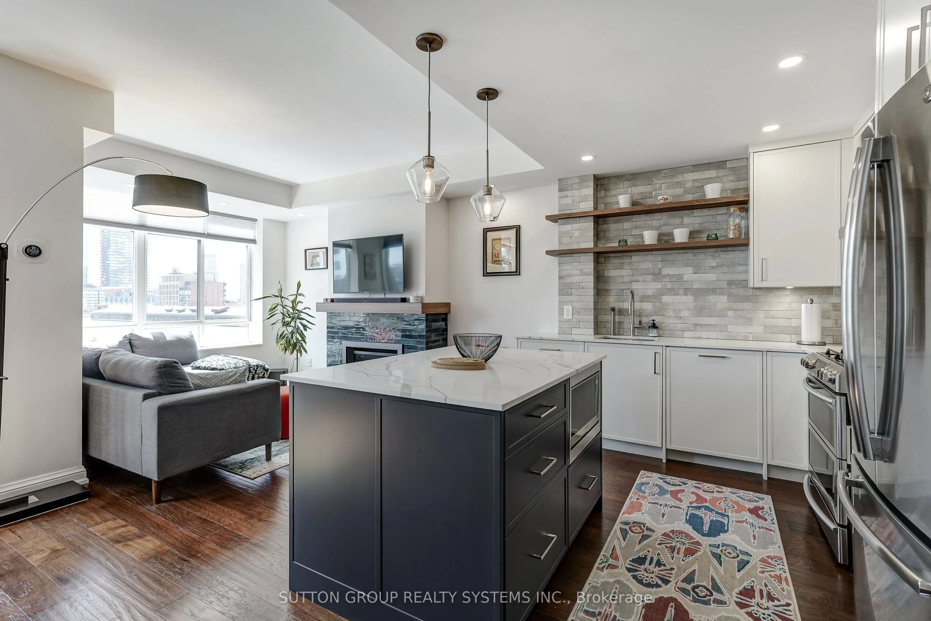 39 Jarvis Street #PH807