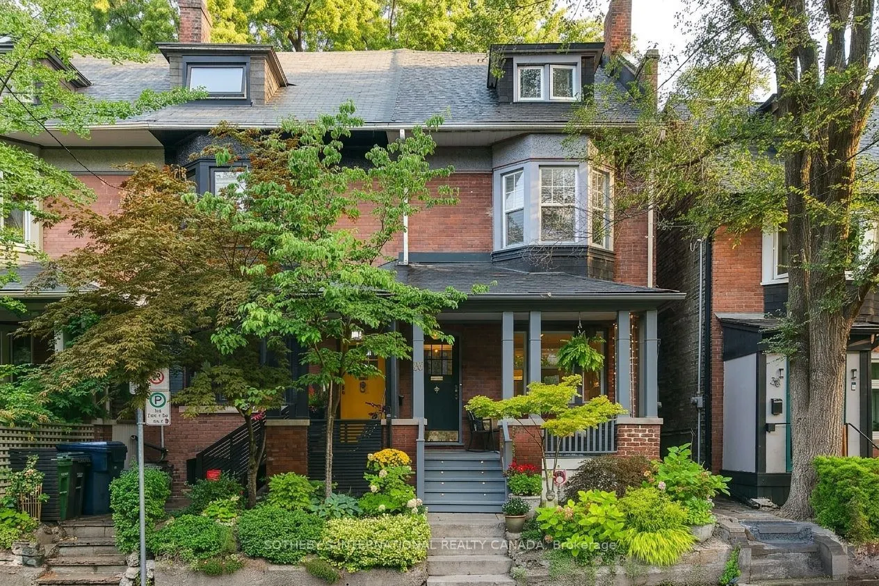 36 Aberdeen Avenue
