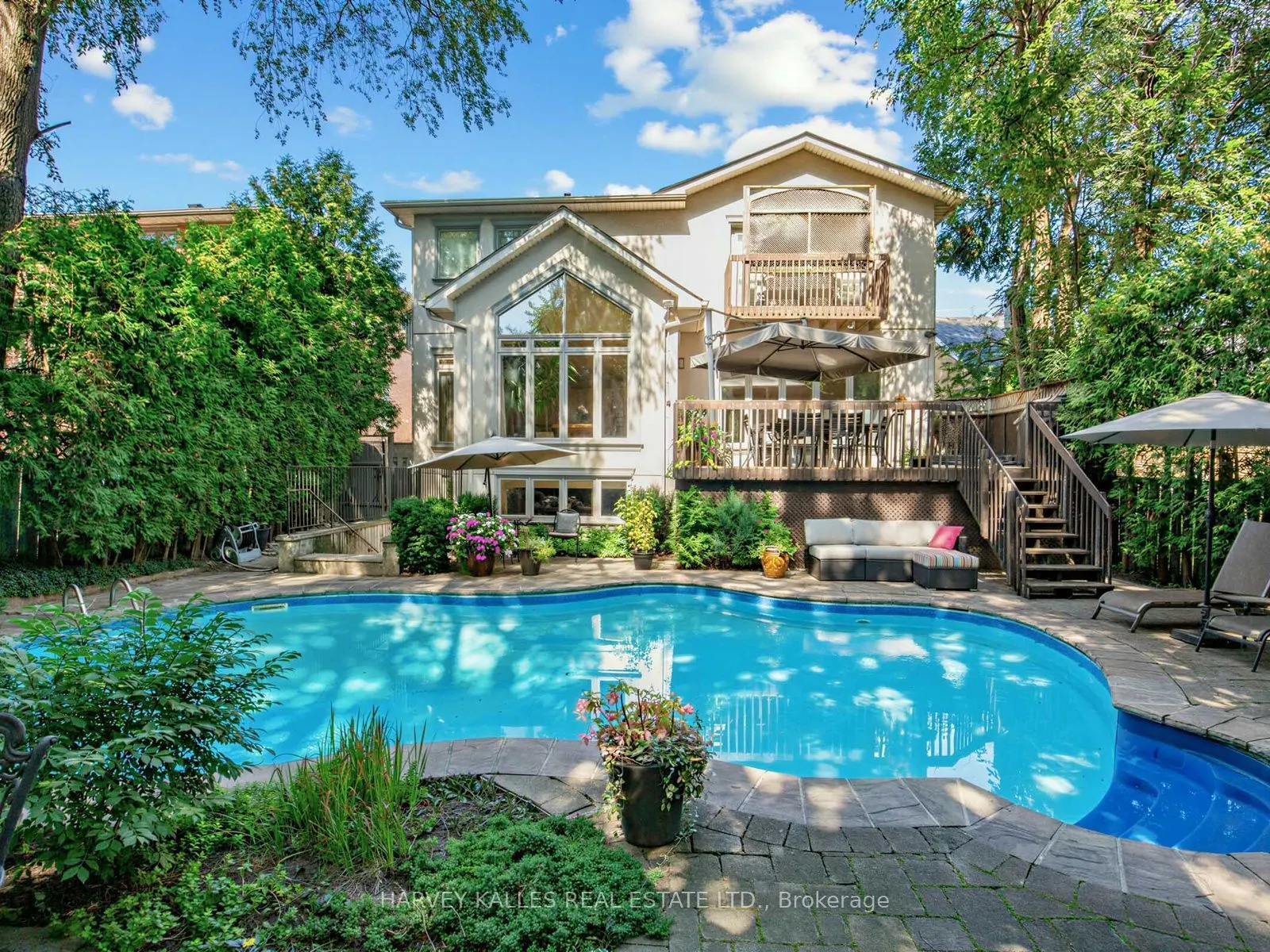 55 Viewmount Avenue