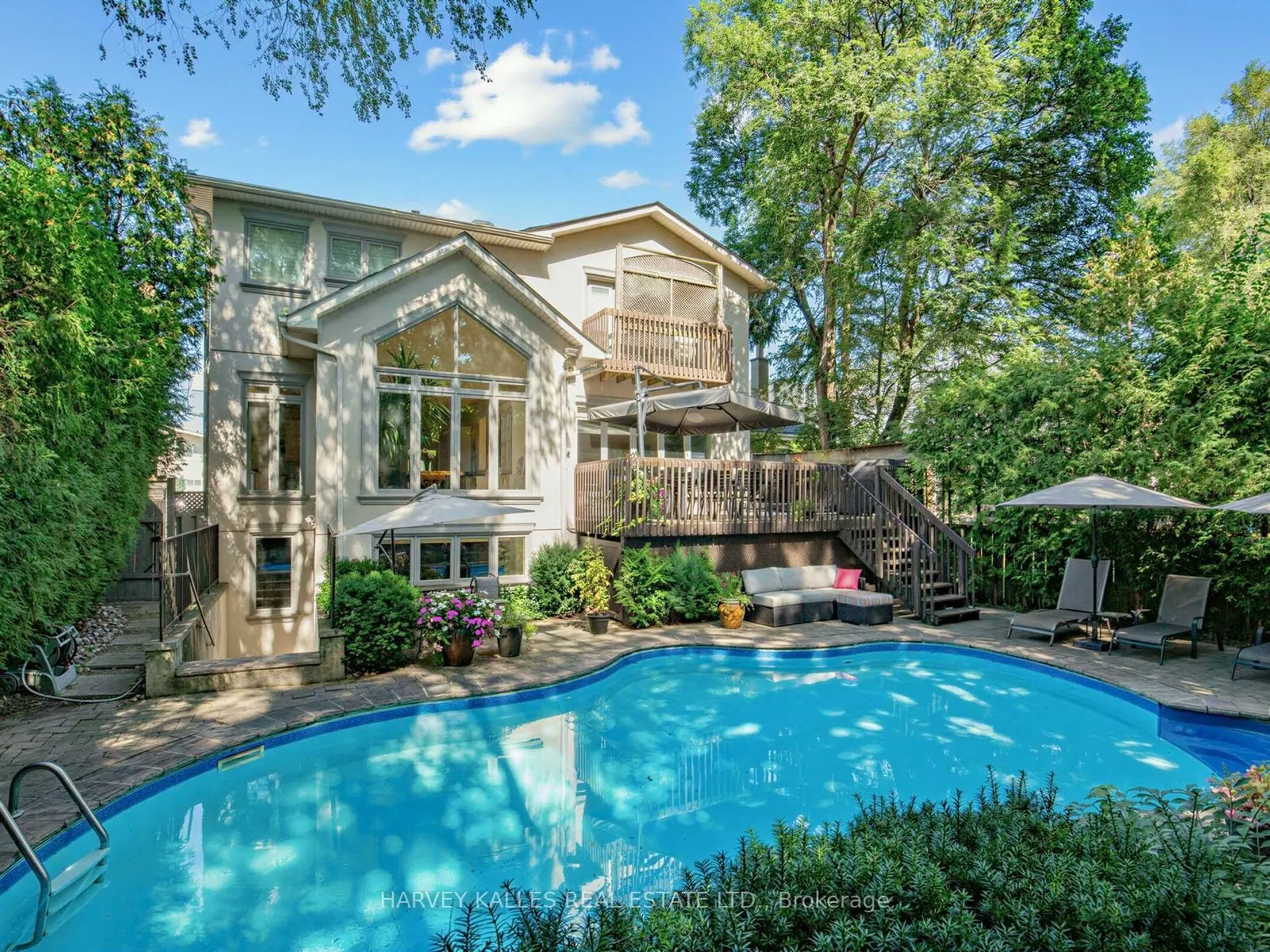 55 Viewmount Avenue