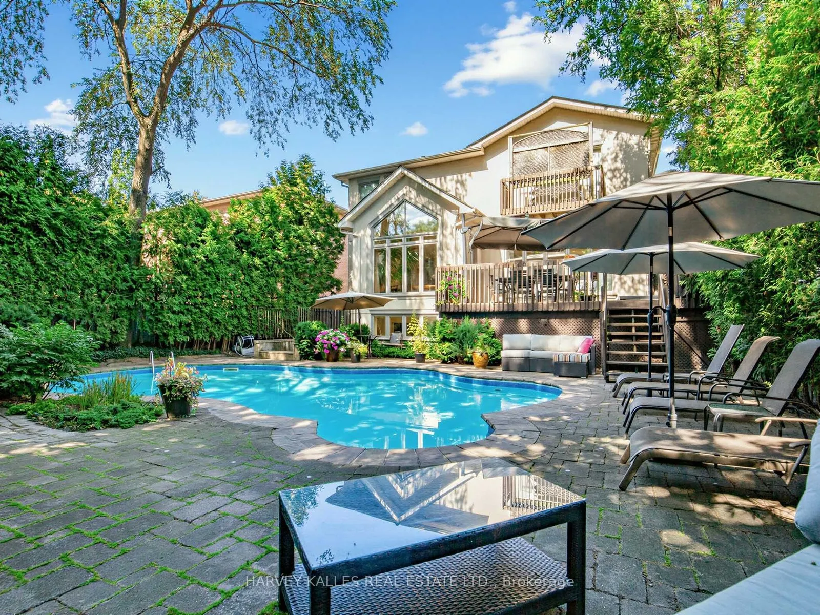 55 Viewmount Avenue