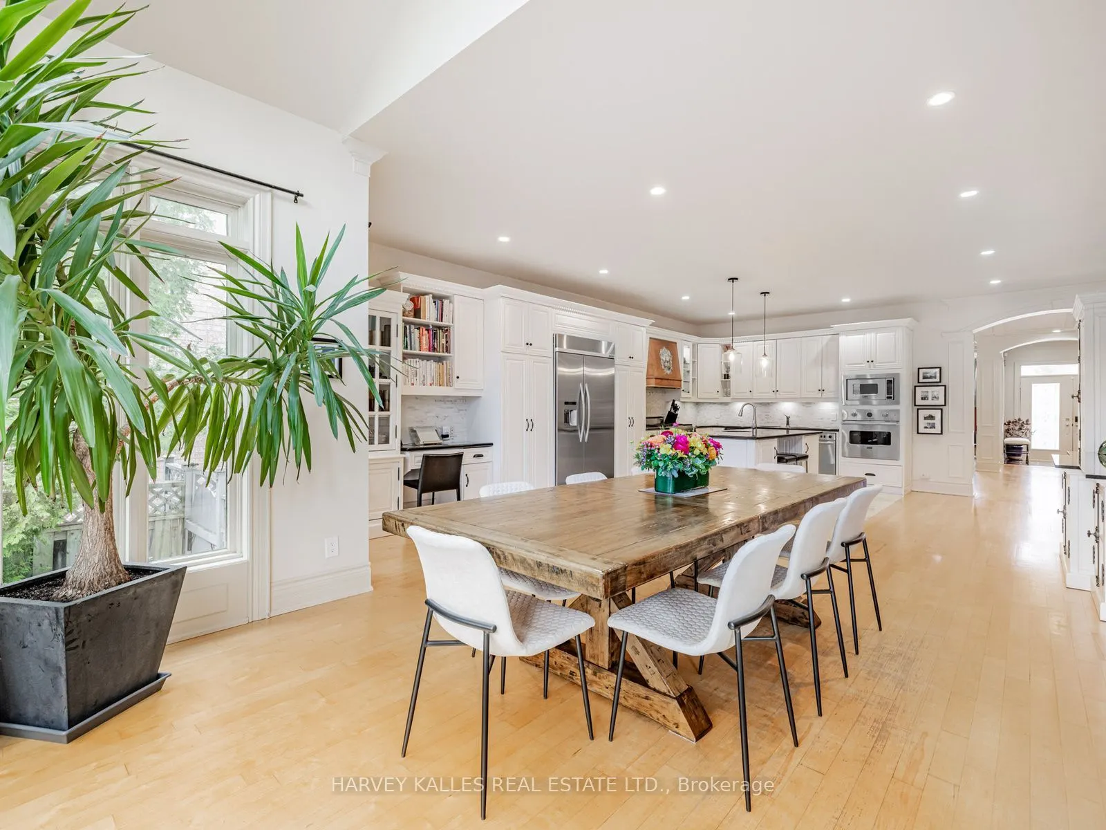 55 Viewmount Avenue
