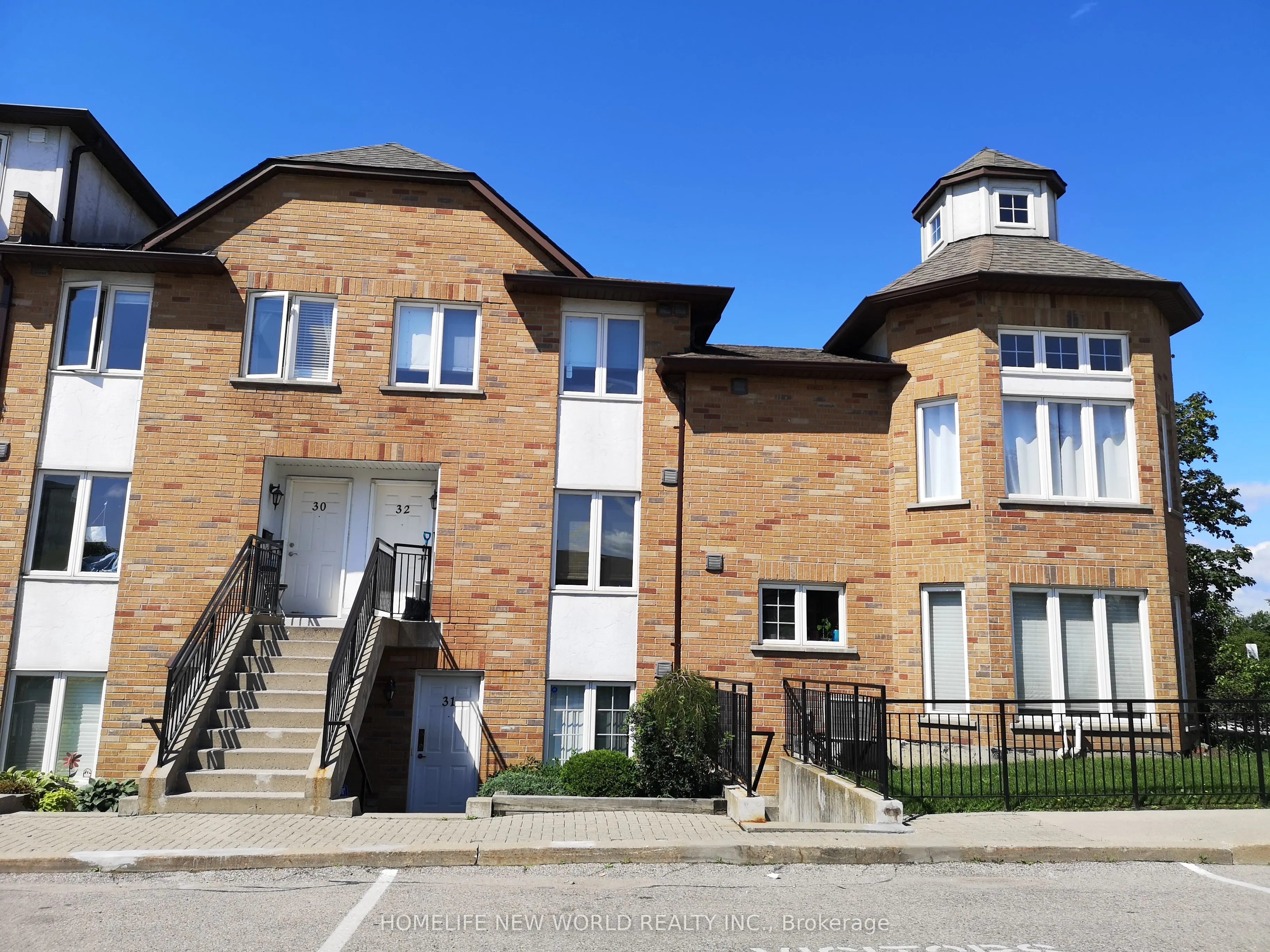 988 Sheppard Avenue W #30