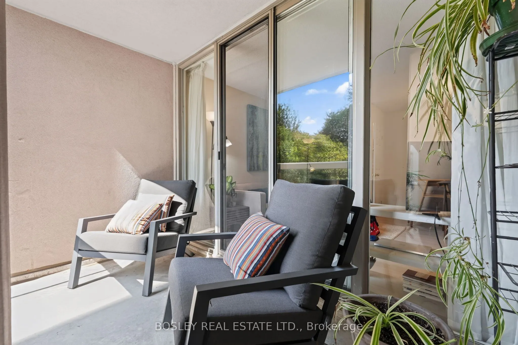225 Merton Street #501