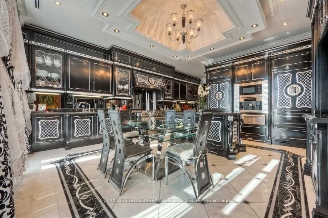 118 Yorkville Avenue #703