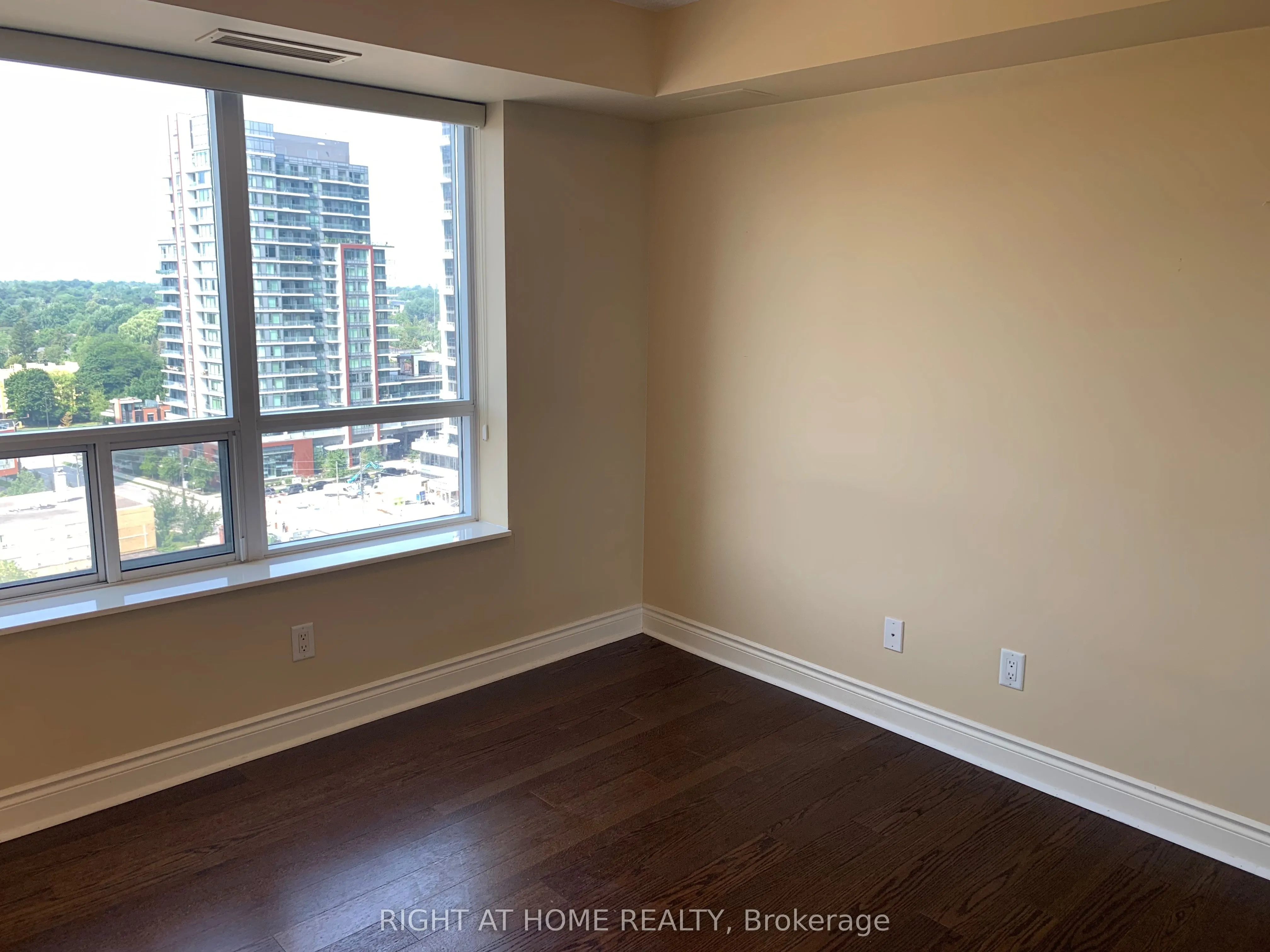 8 MCKEE Avenue #1306