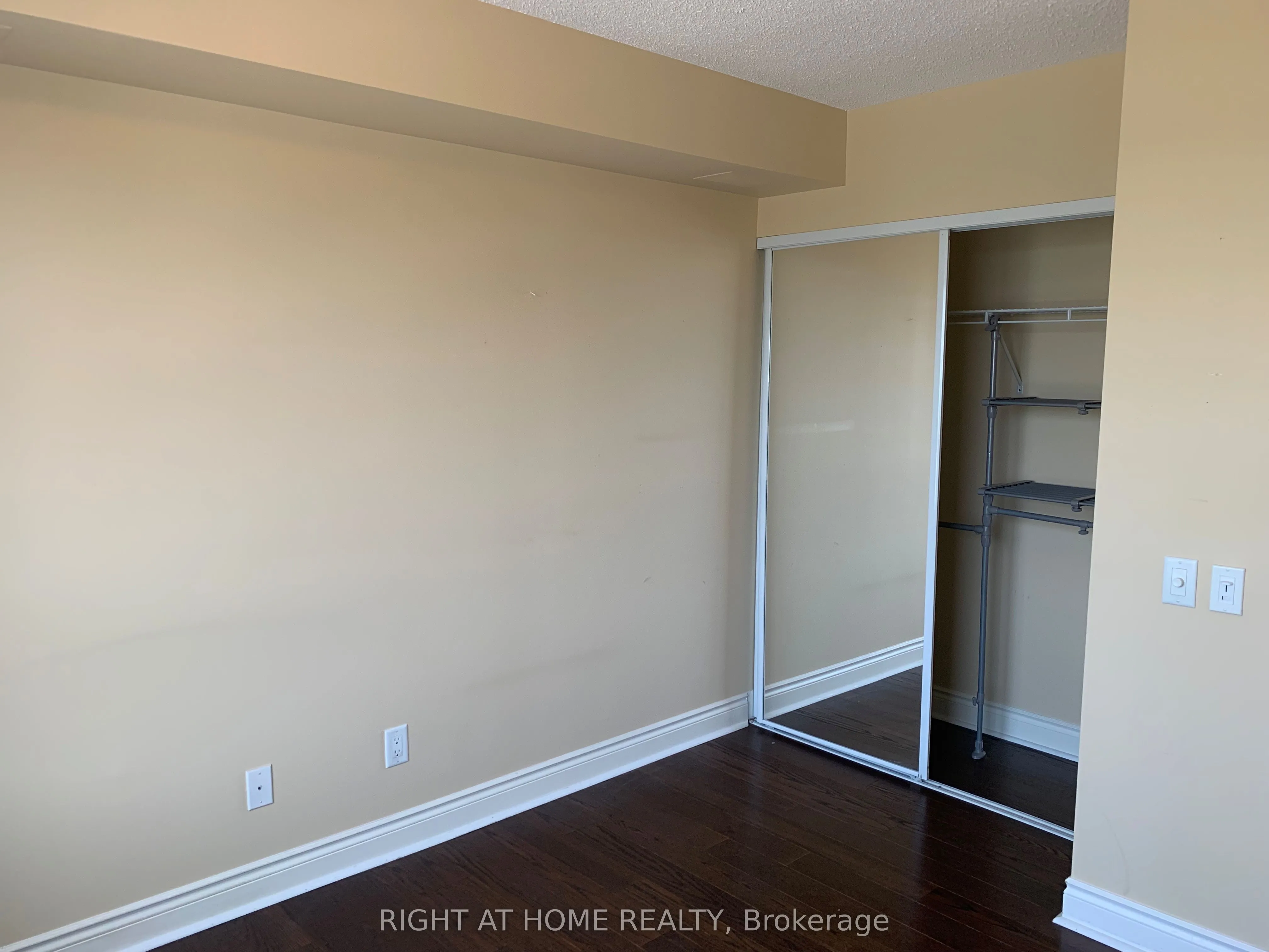 8 MCKEE Avenue #1306