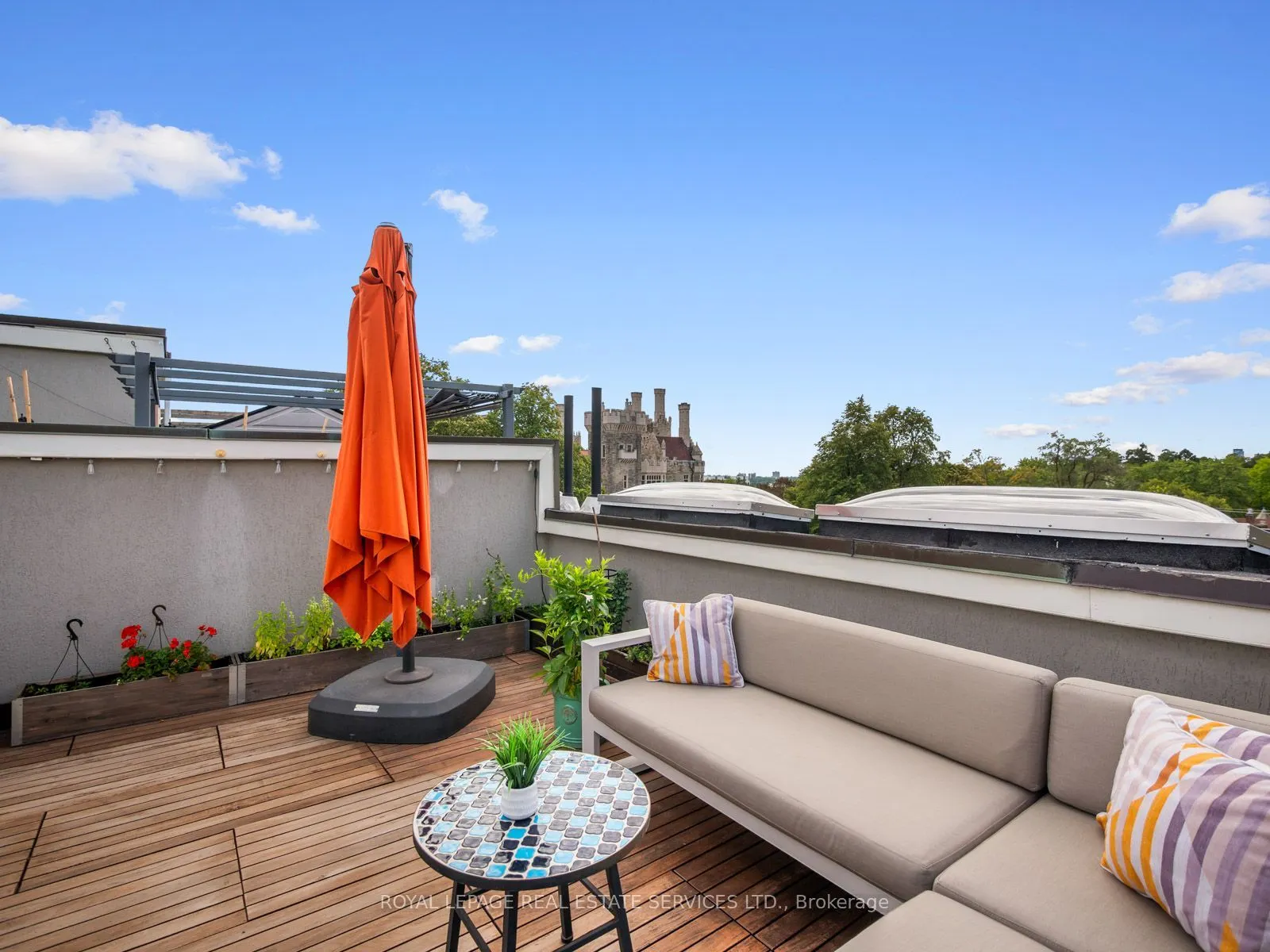 276 Spadina Road #4