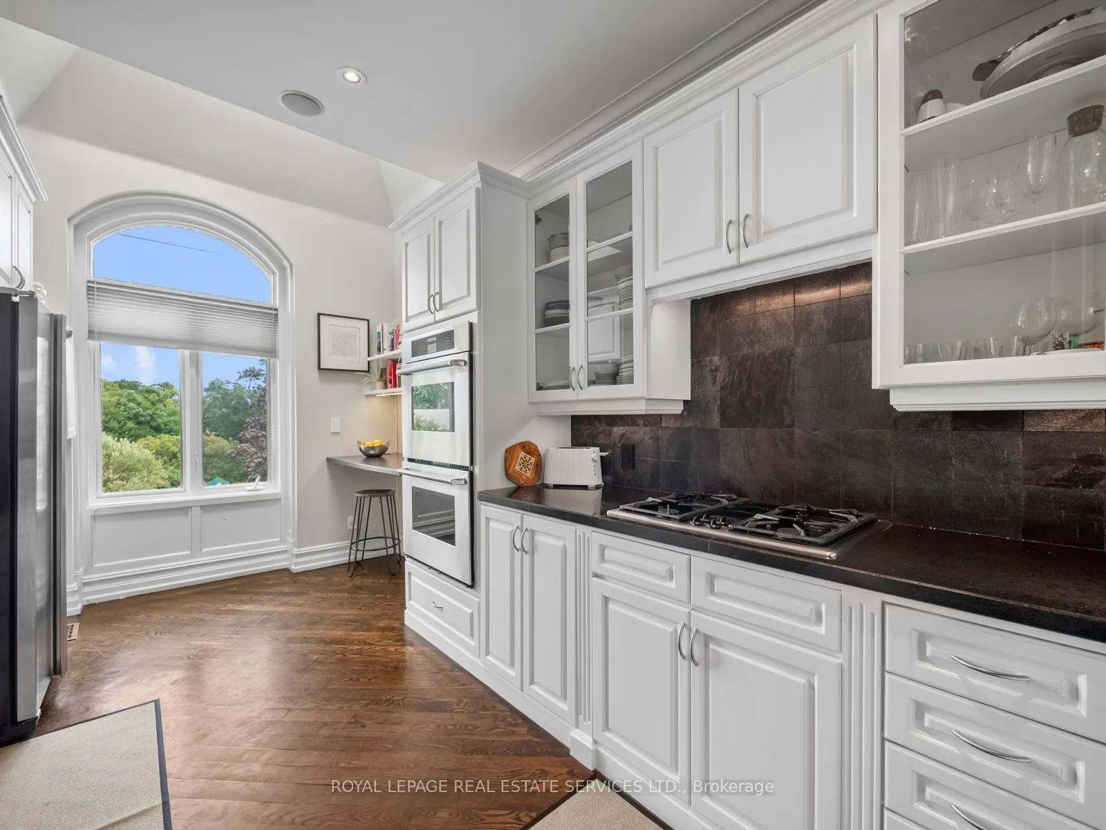 276 Spadina Road #4
