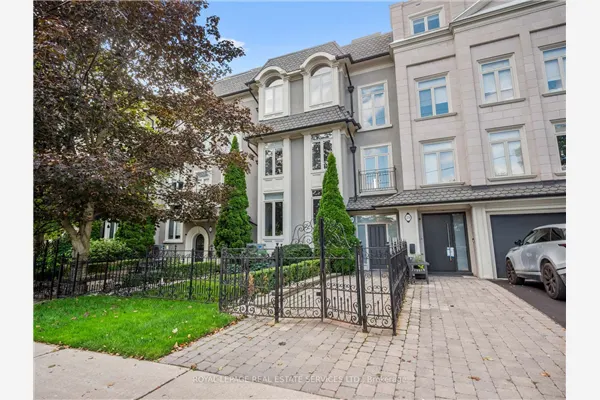 276 Spadina Road #4