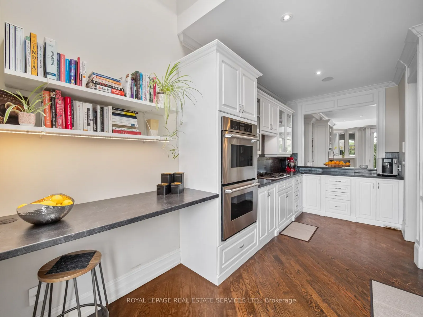 276 Spadina Road #4