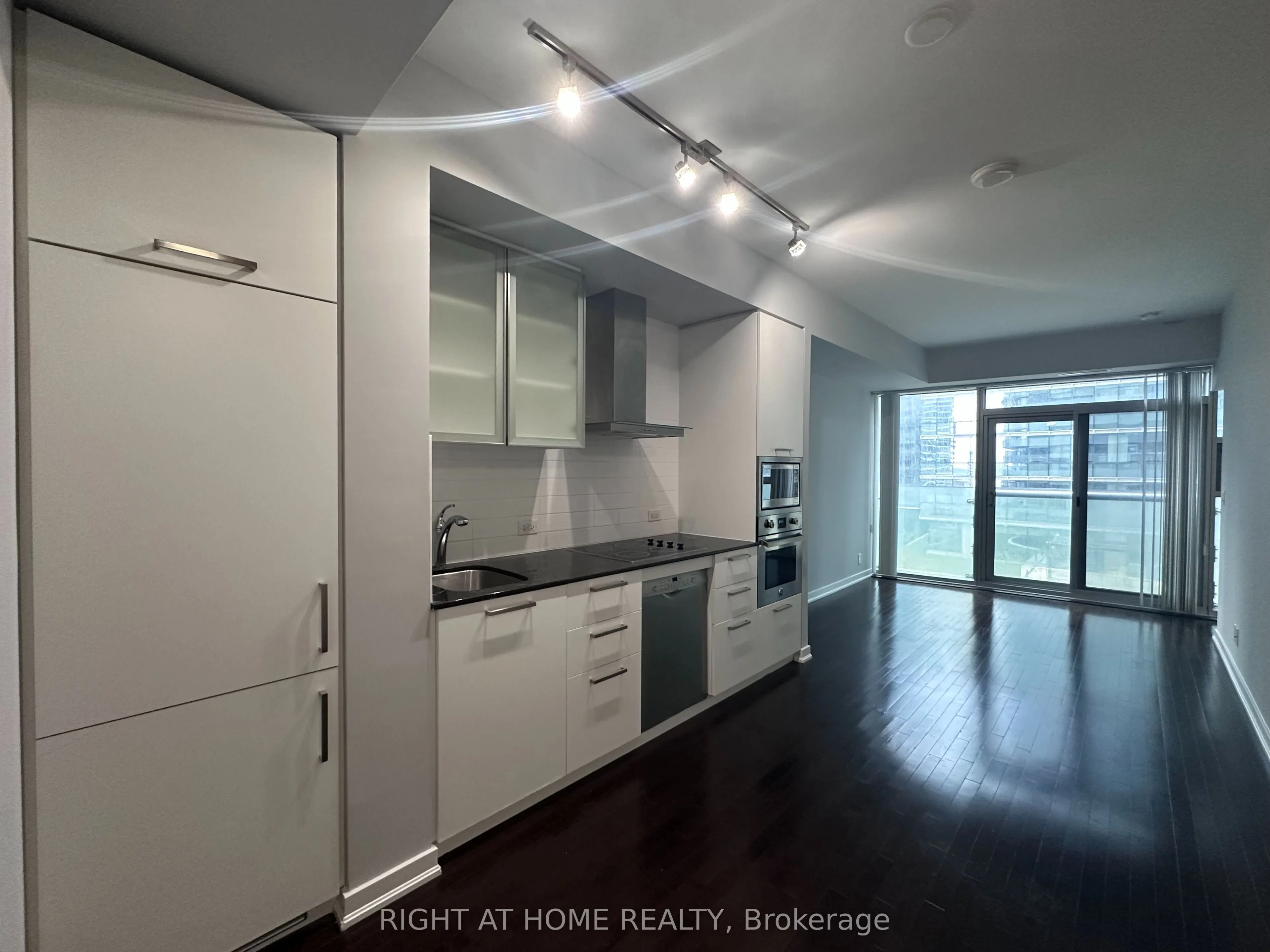 12 YORK Street #509