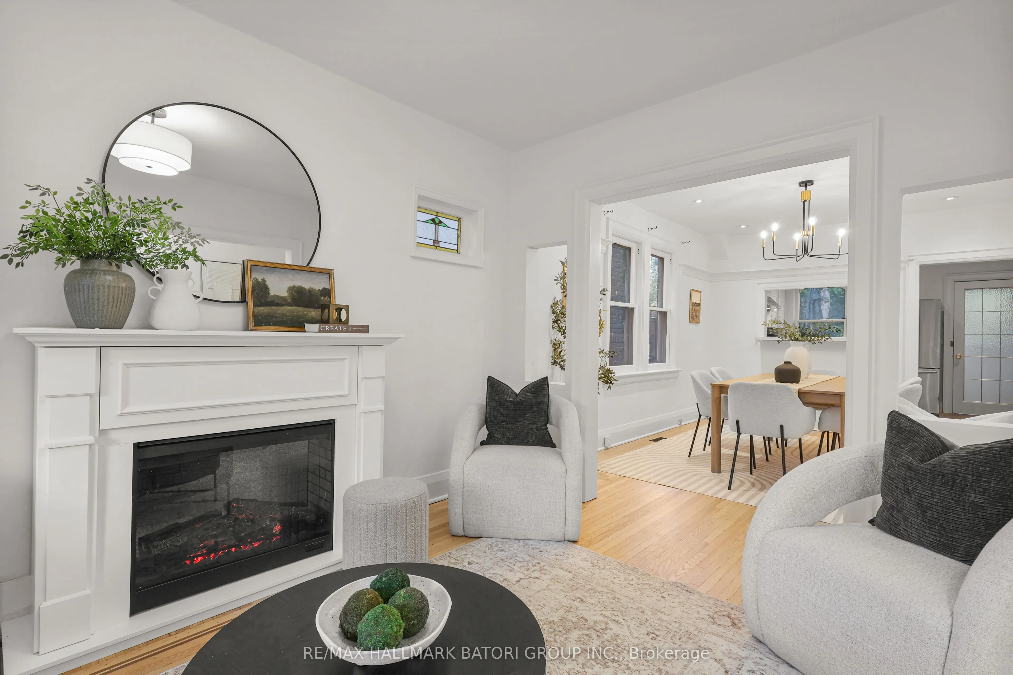 104 Orchard View Boulevard