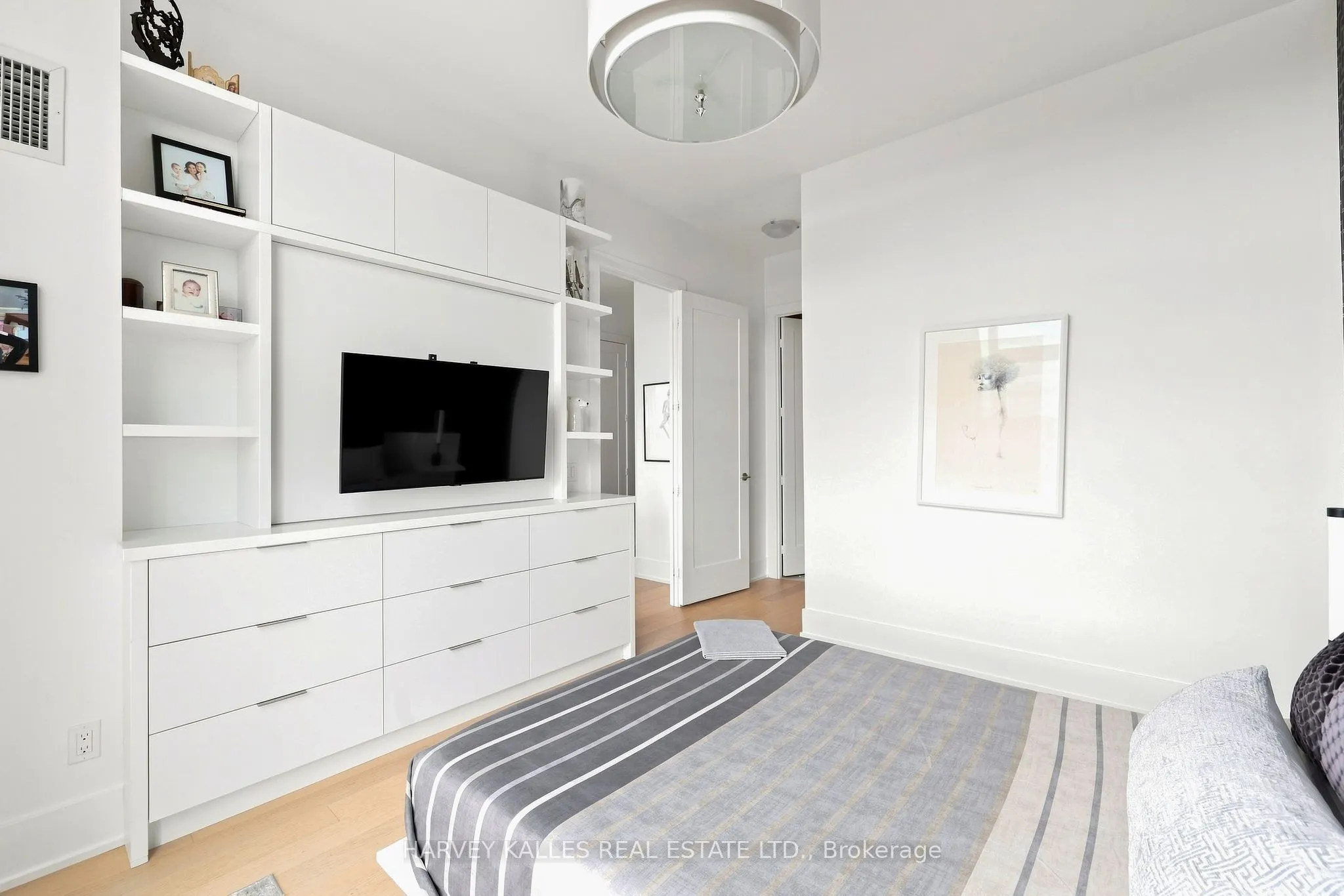 1 Belsize Drive #PH6