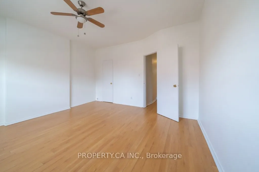 281 Augusta Avenue #2-3