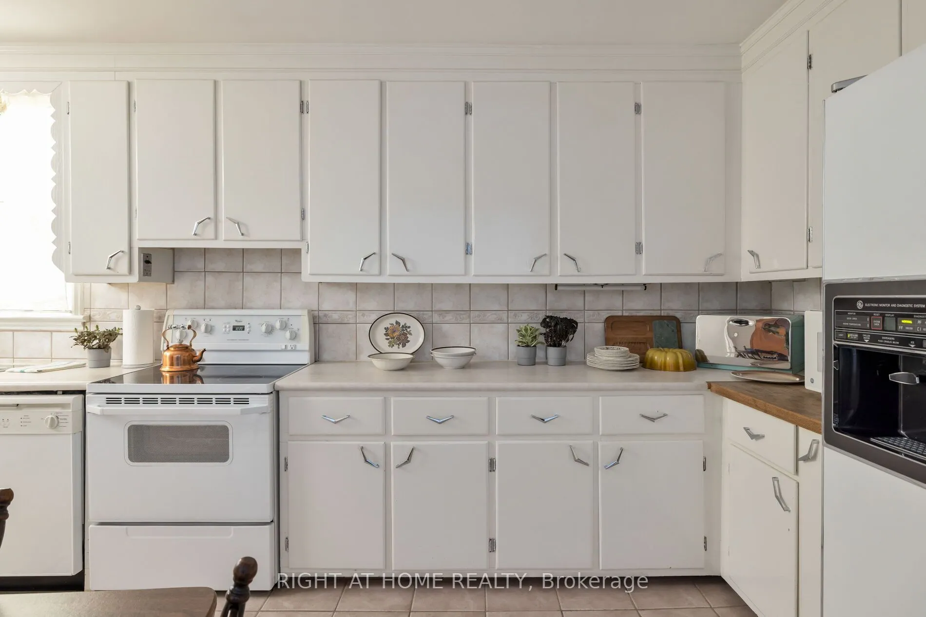 239 Seaton Street