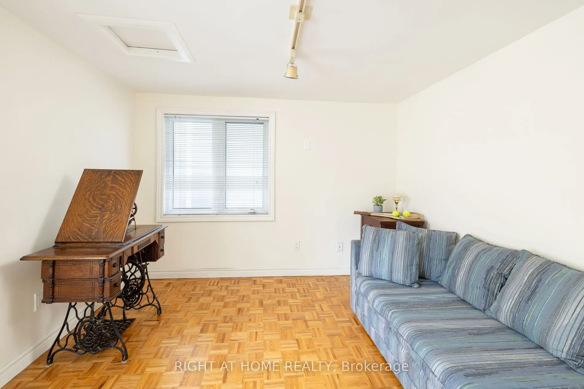 239 Seaton Street