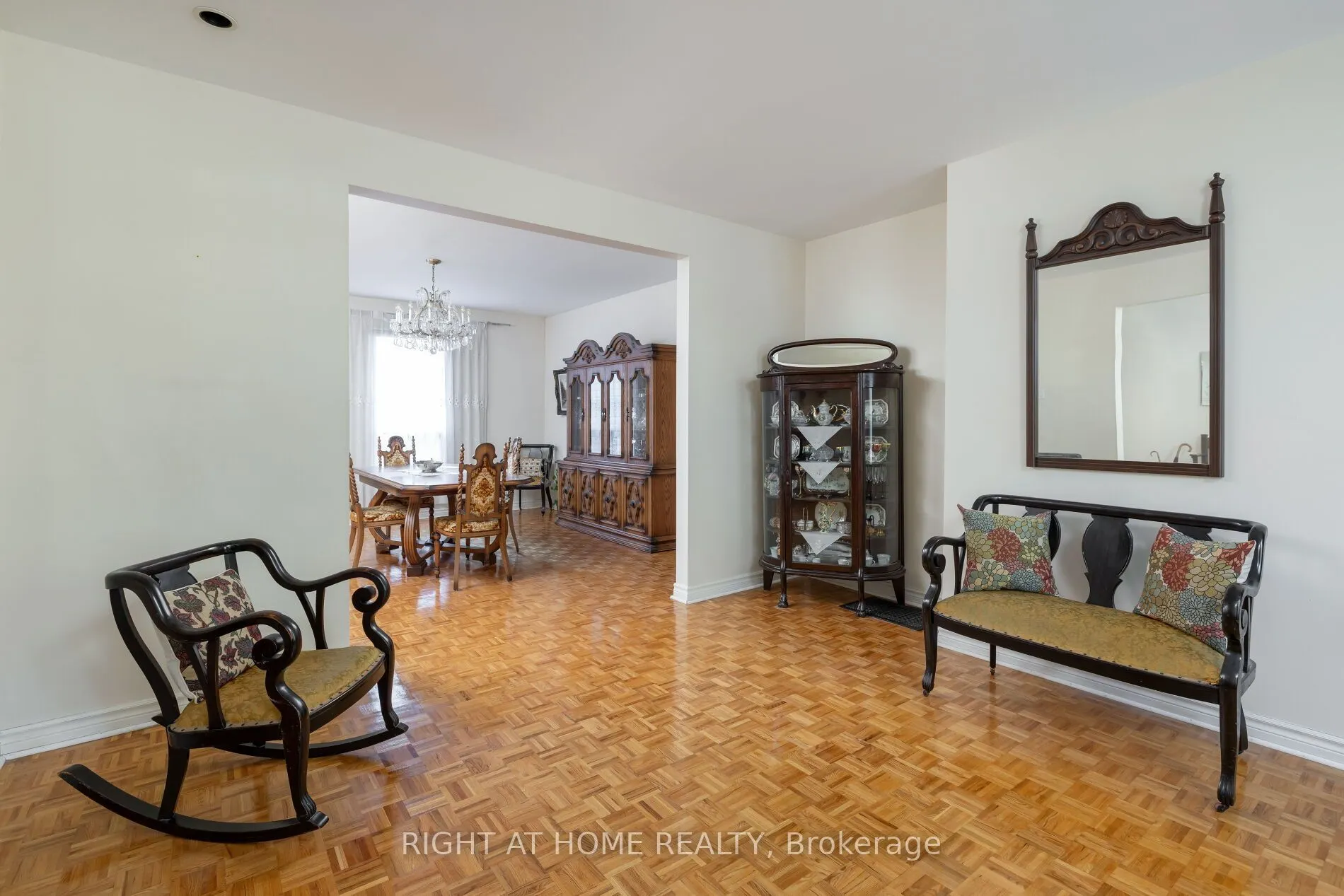 239 Seaton Street