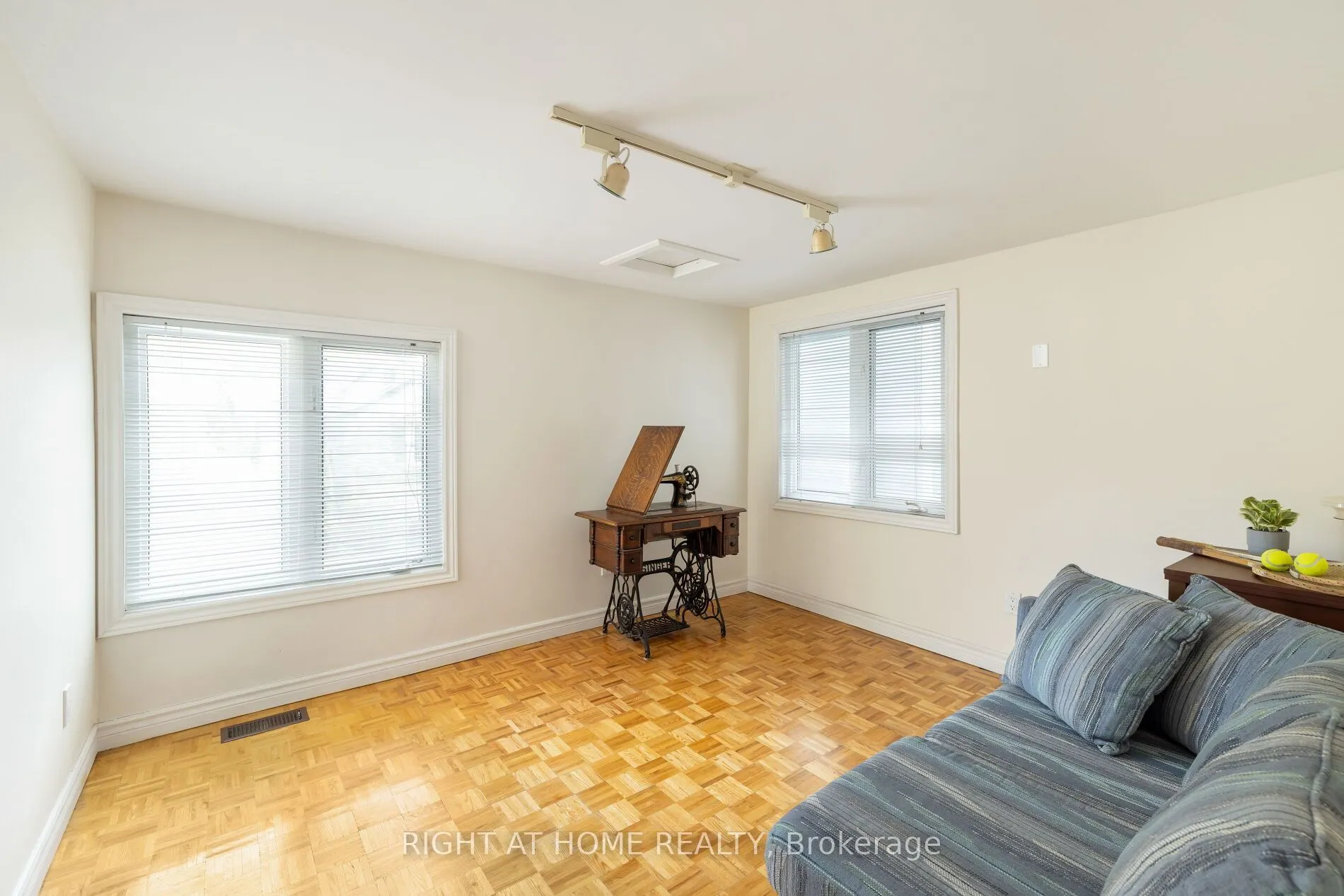 239 Seaton Street