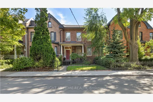 239 Seaton Street