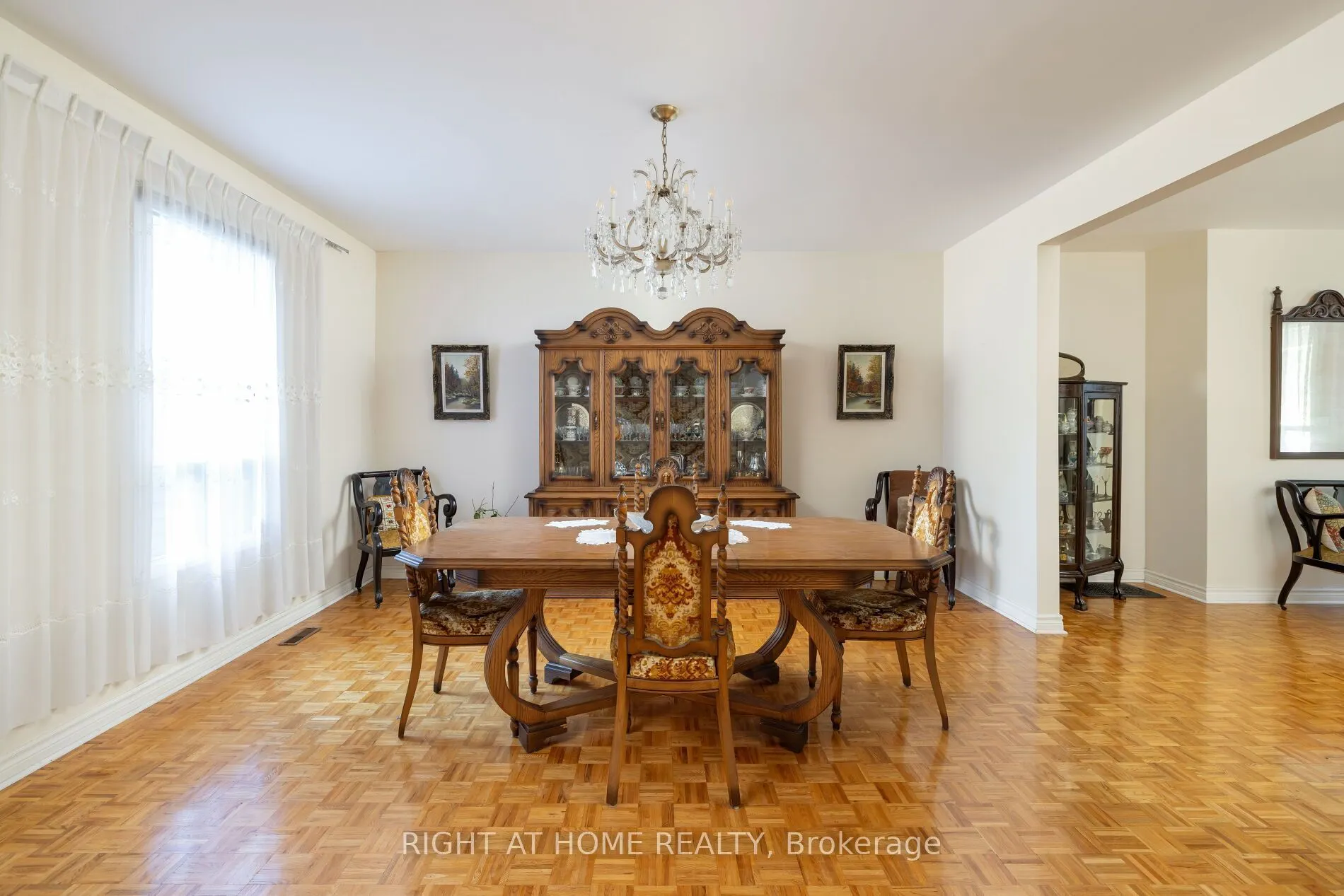 239 Seaton Street