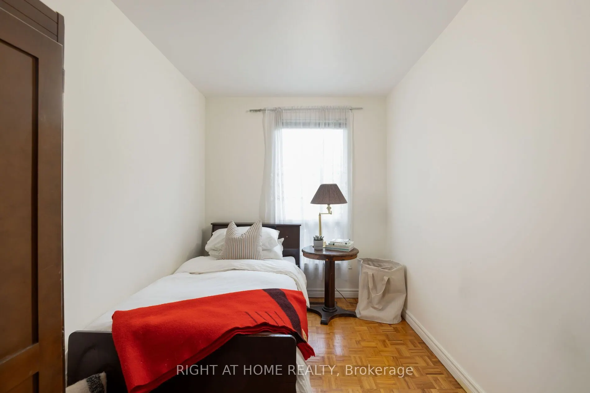 239 Seaton Street