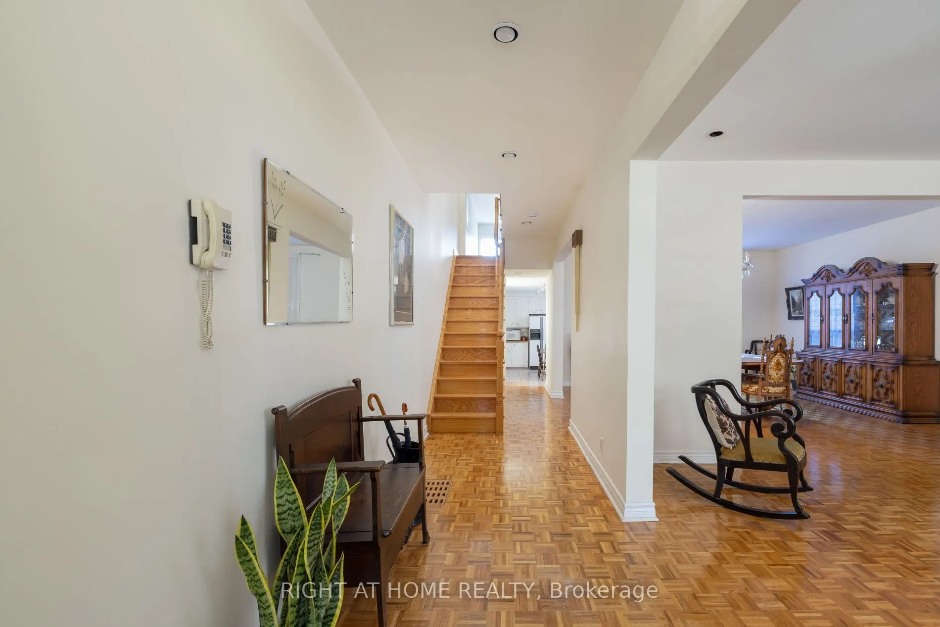 239 Seaton Street