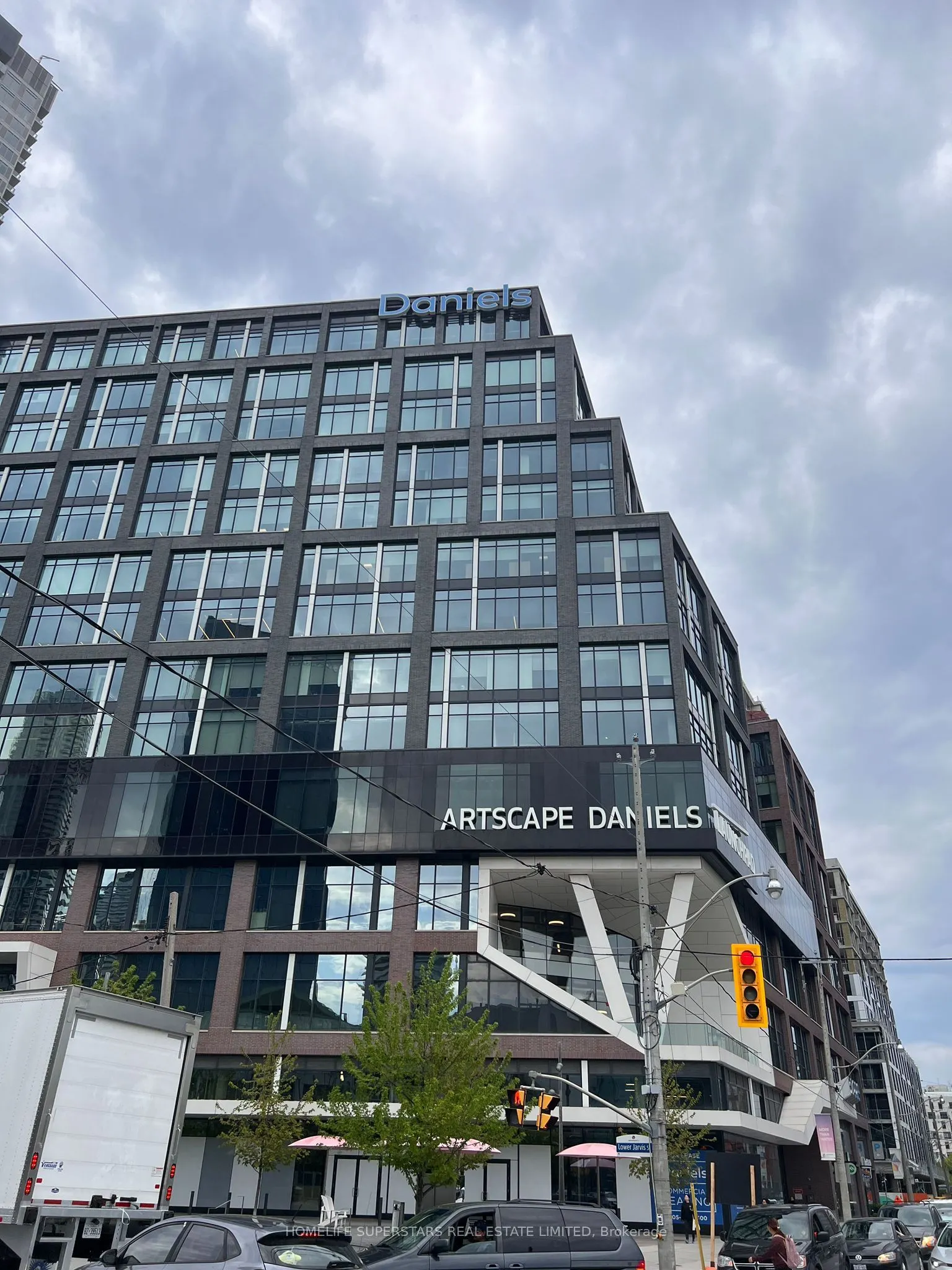 130 Queens Quay E #717