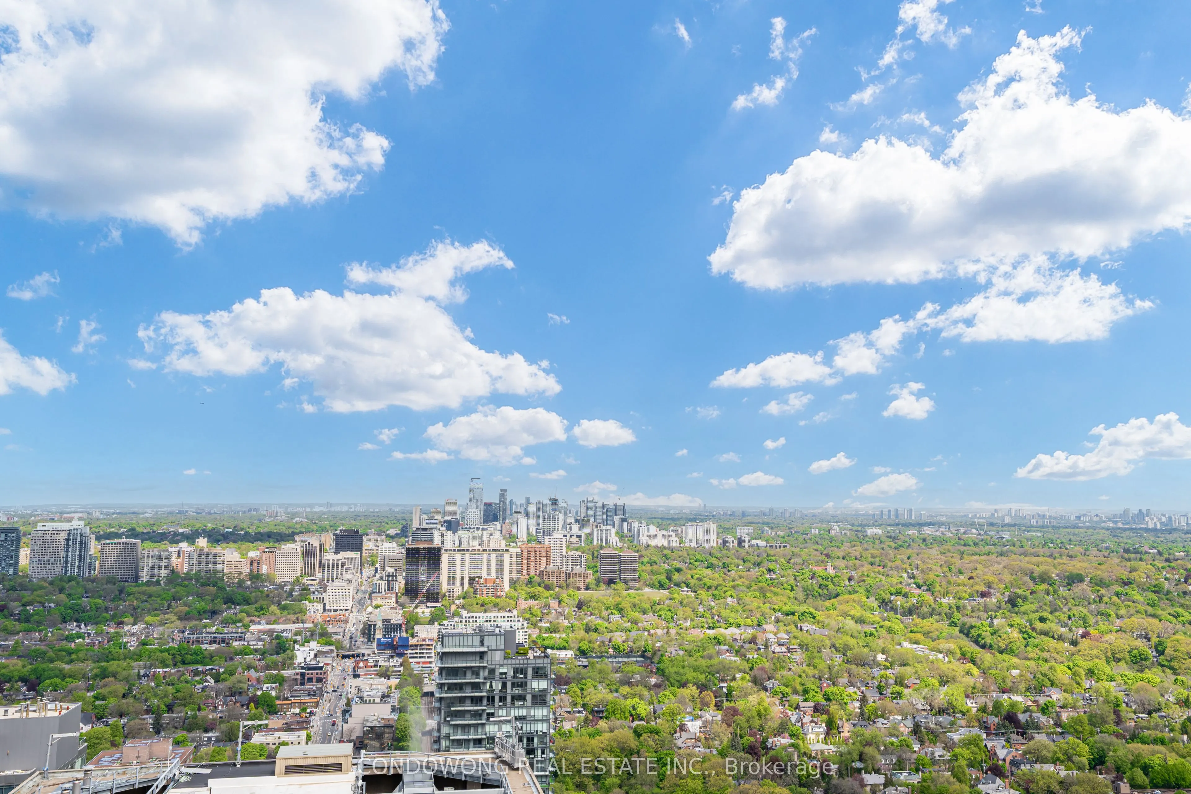 1 Bloor Street E #4710