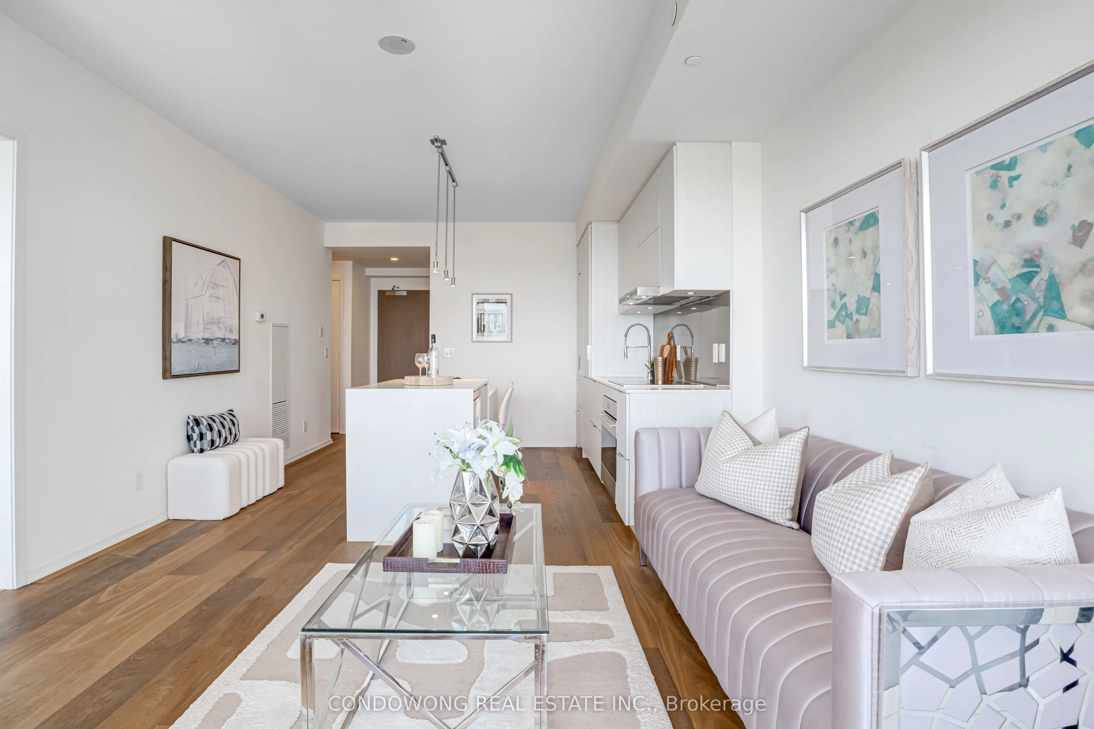 1 Bloor Street E #4710
