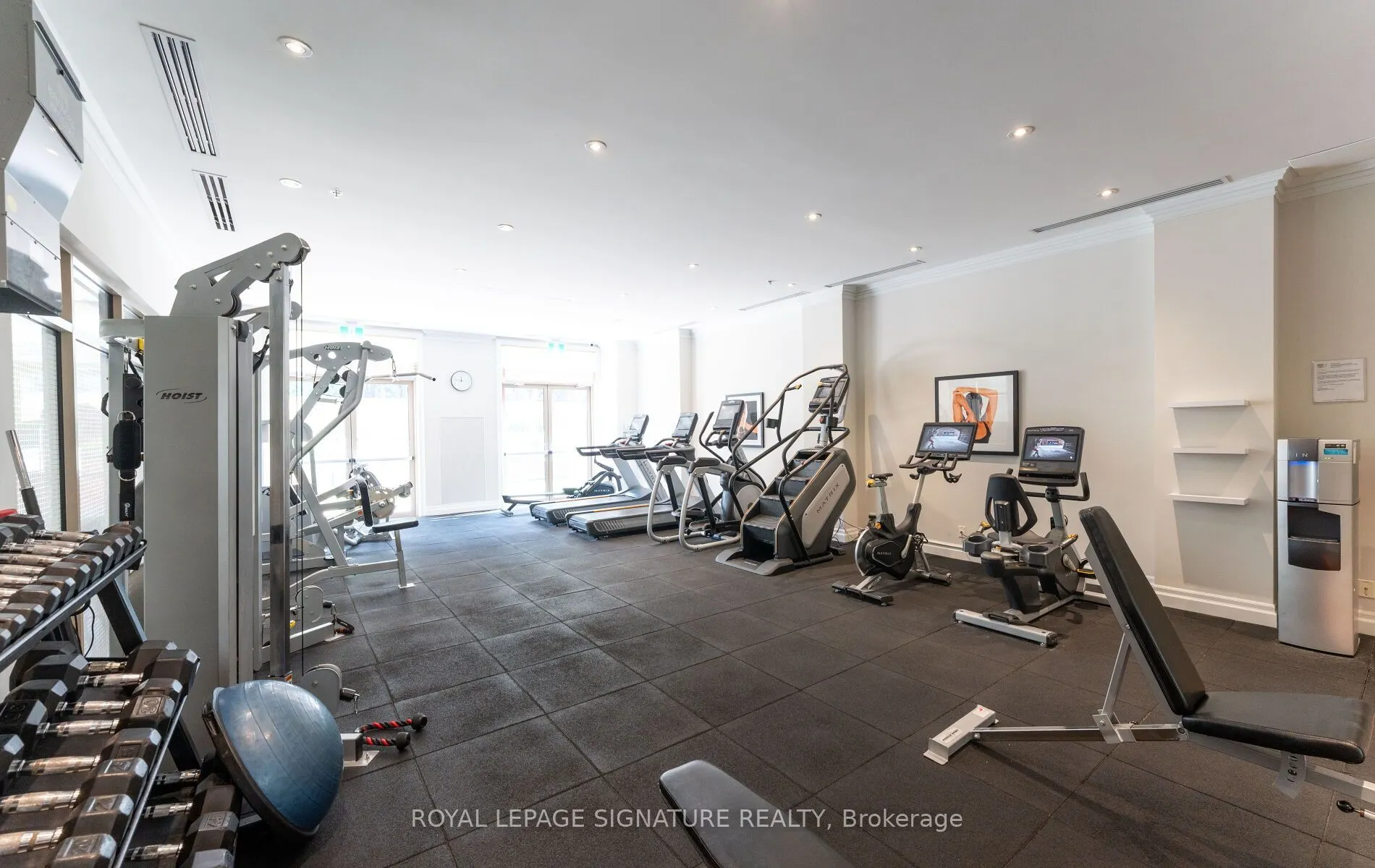 21 Burkebrook Place #337