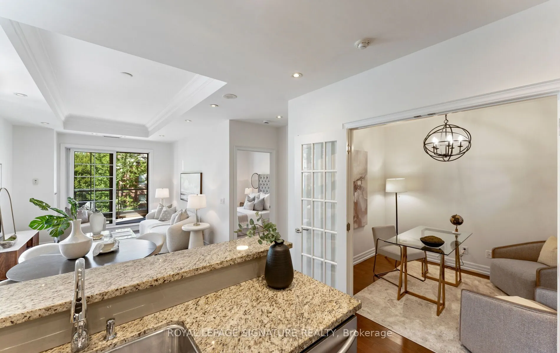 21 Burkebrook Place #337