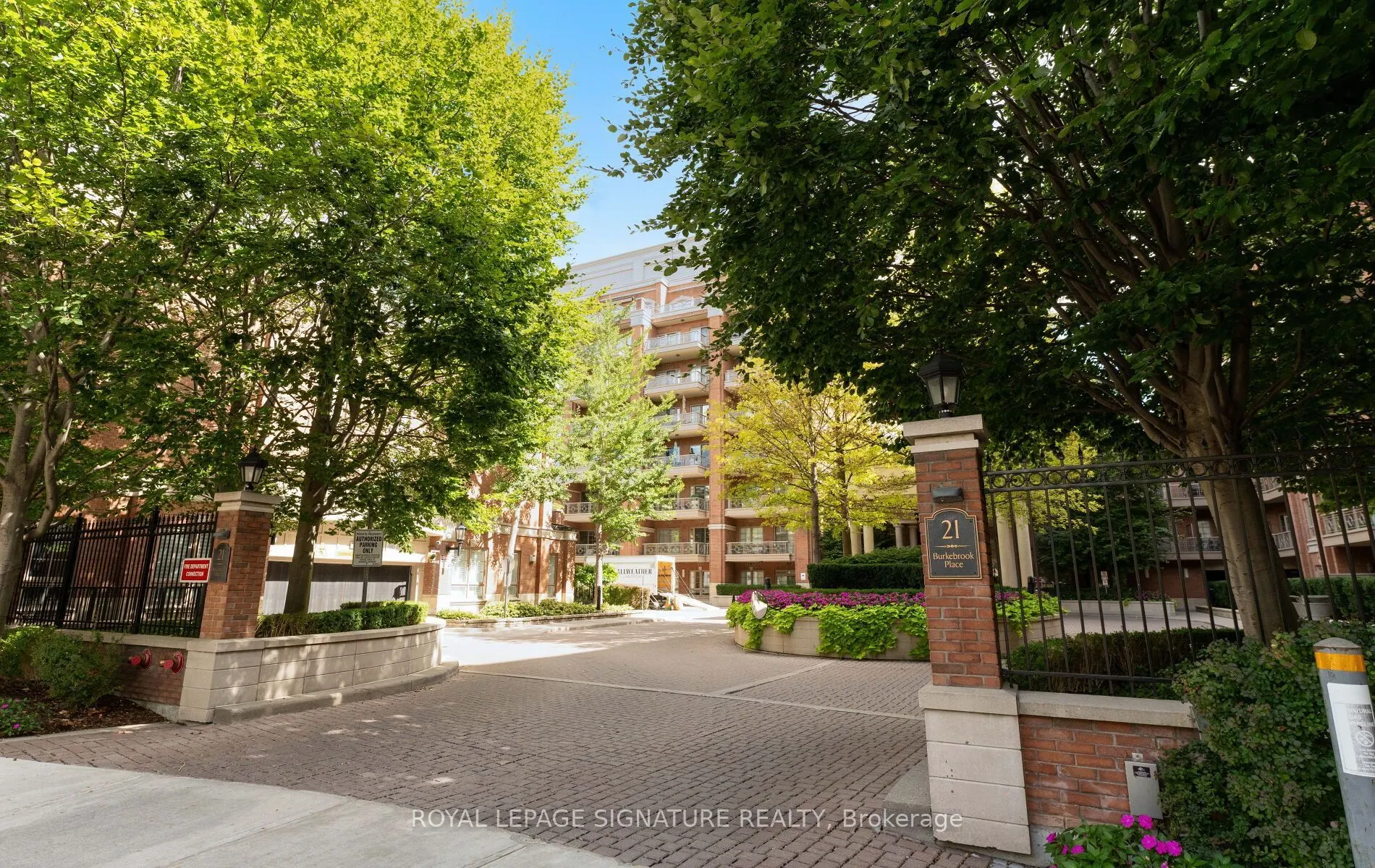 21 Burkebrook Place #337