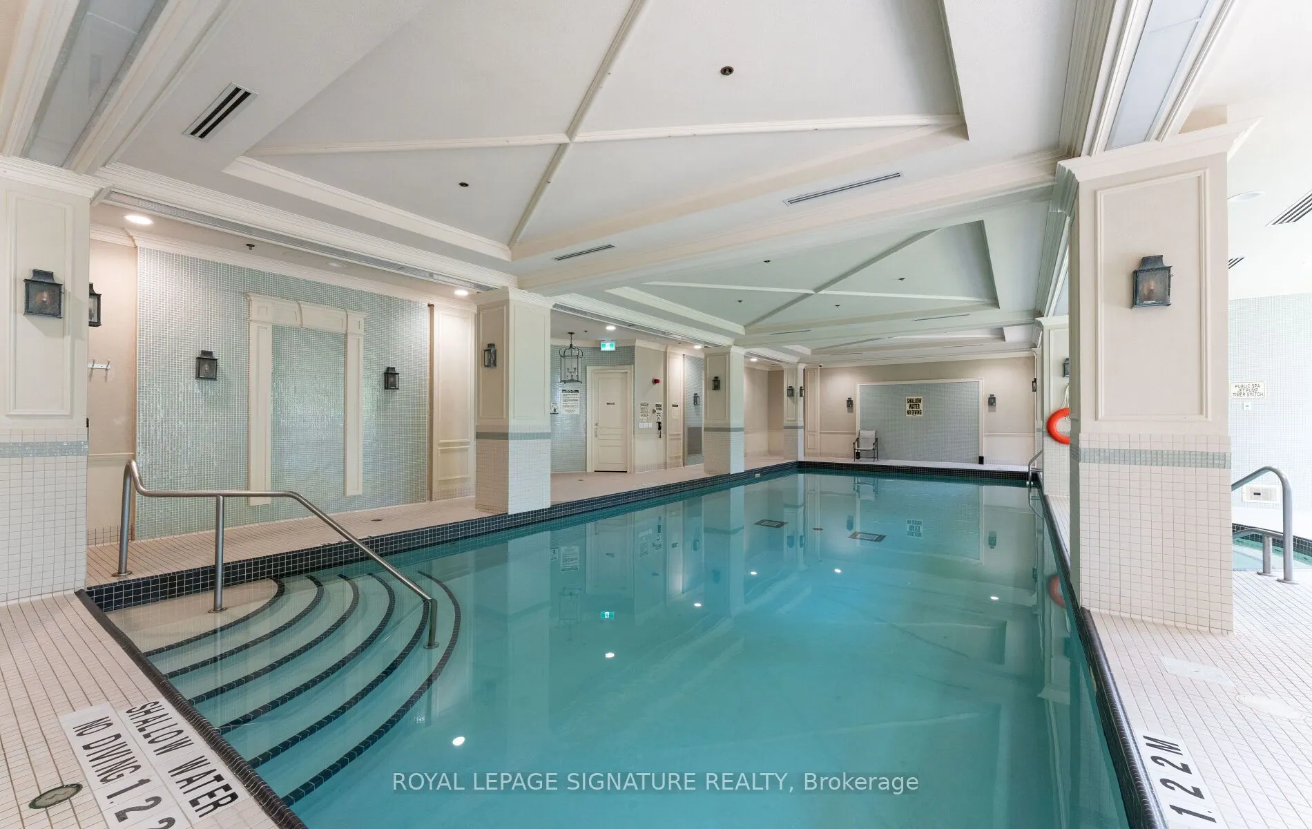 21 Burkebrook Place #337