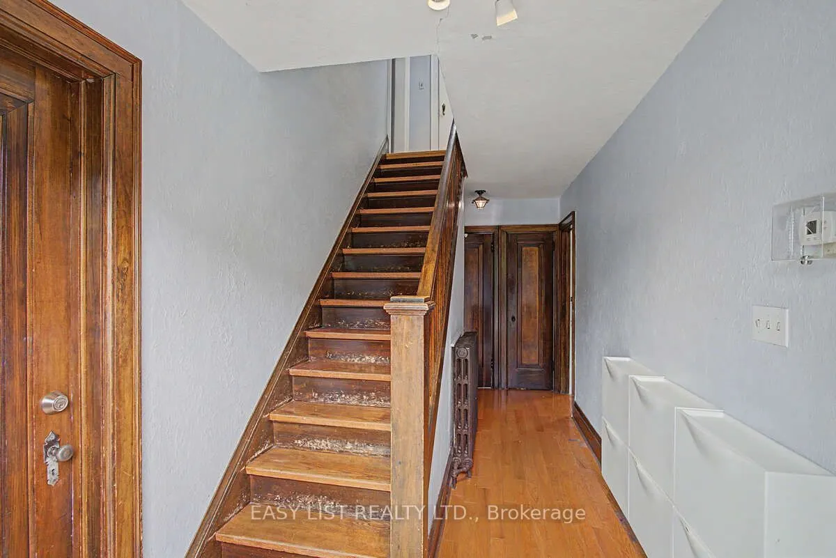 77 Avondale Avenue