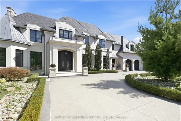 126 Sandringham Drive