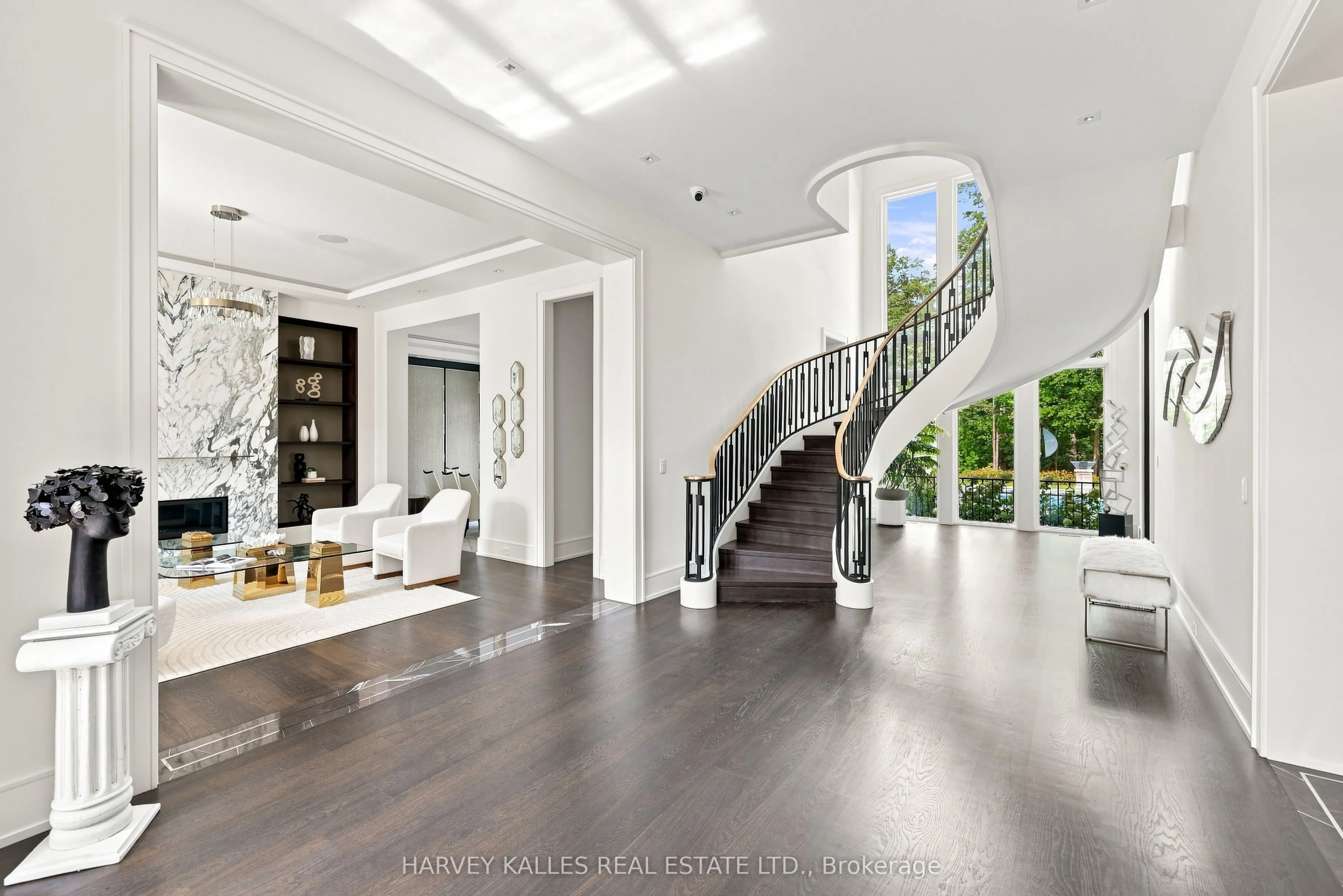 126 Sandringham Drive