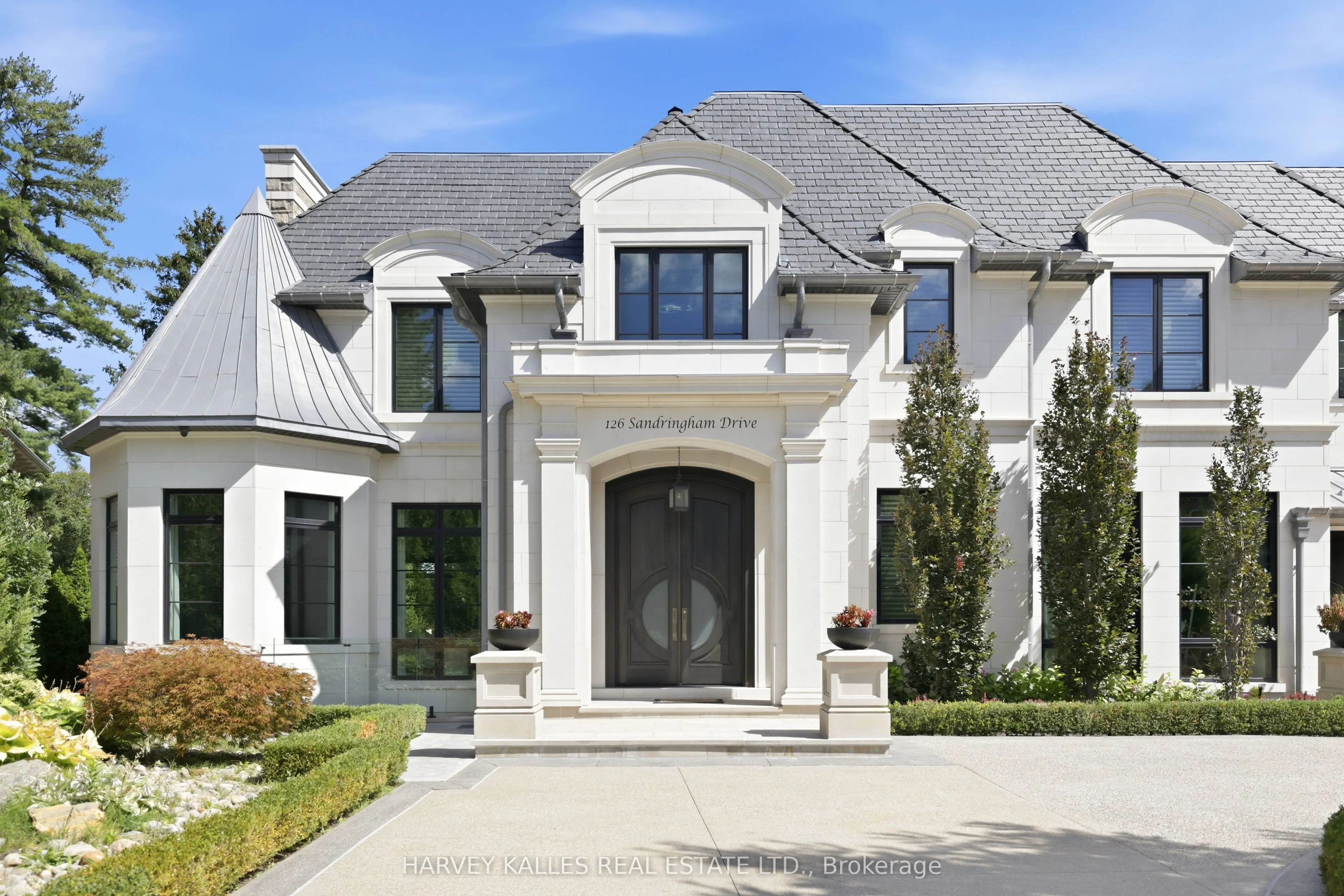 126 Sandringham Drive