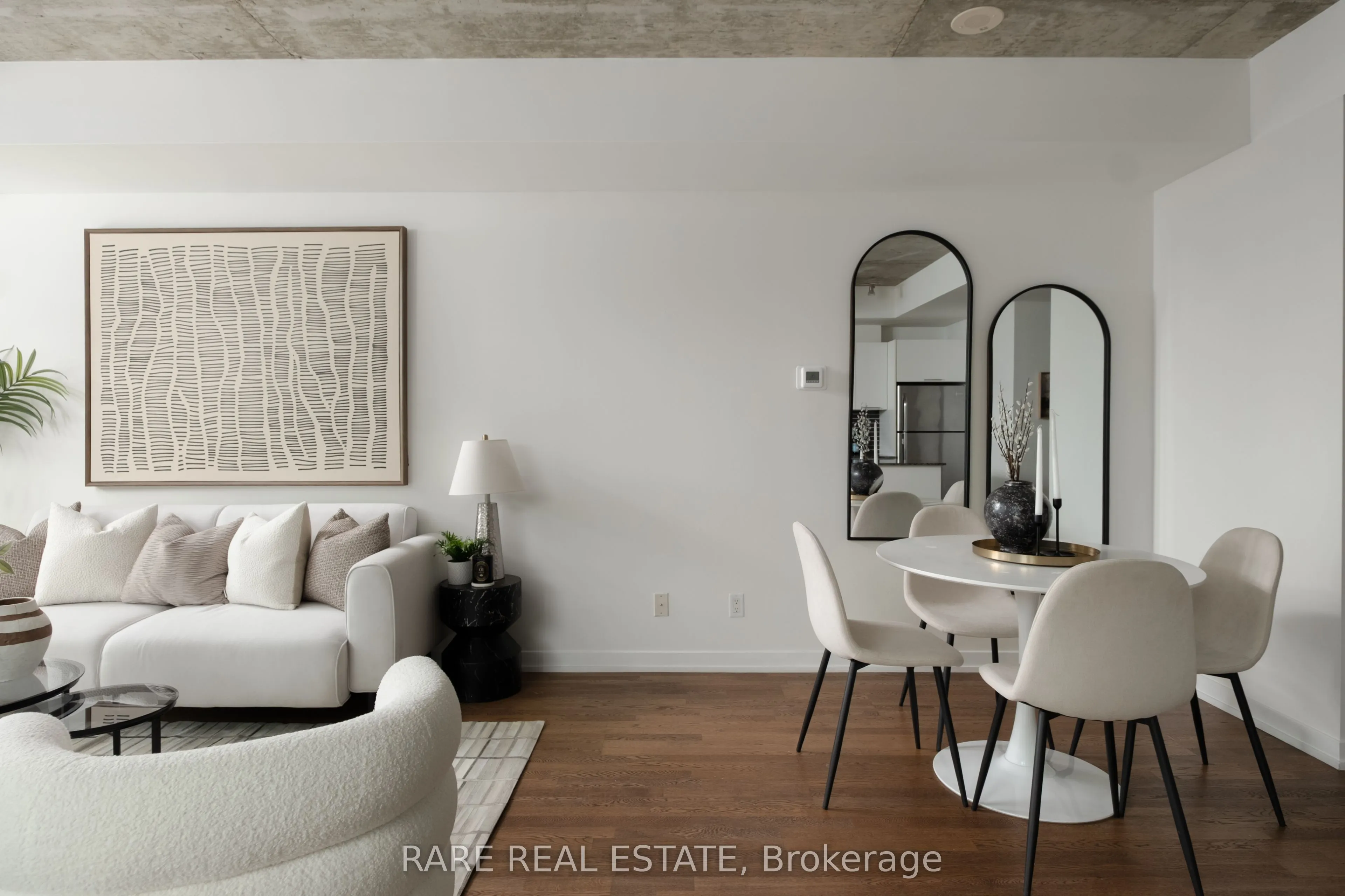 95 Bathurst Street #919