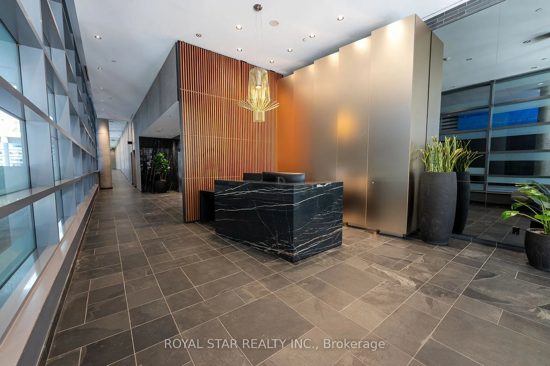 95 Bathurst Street #623
