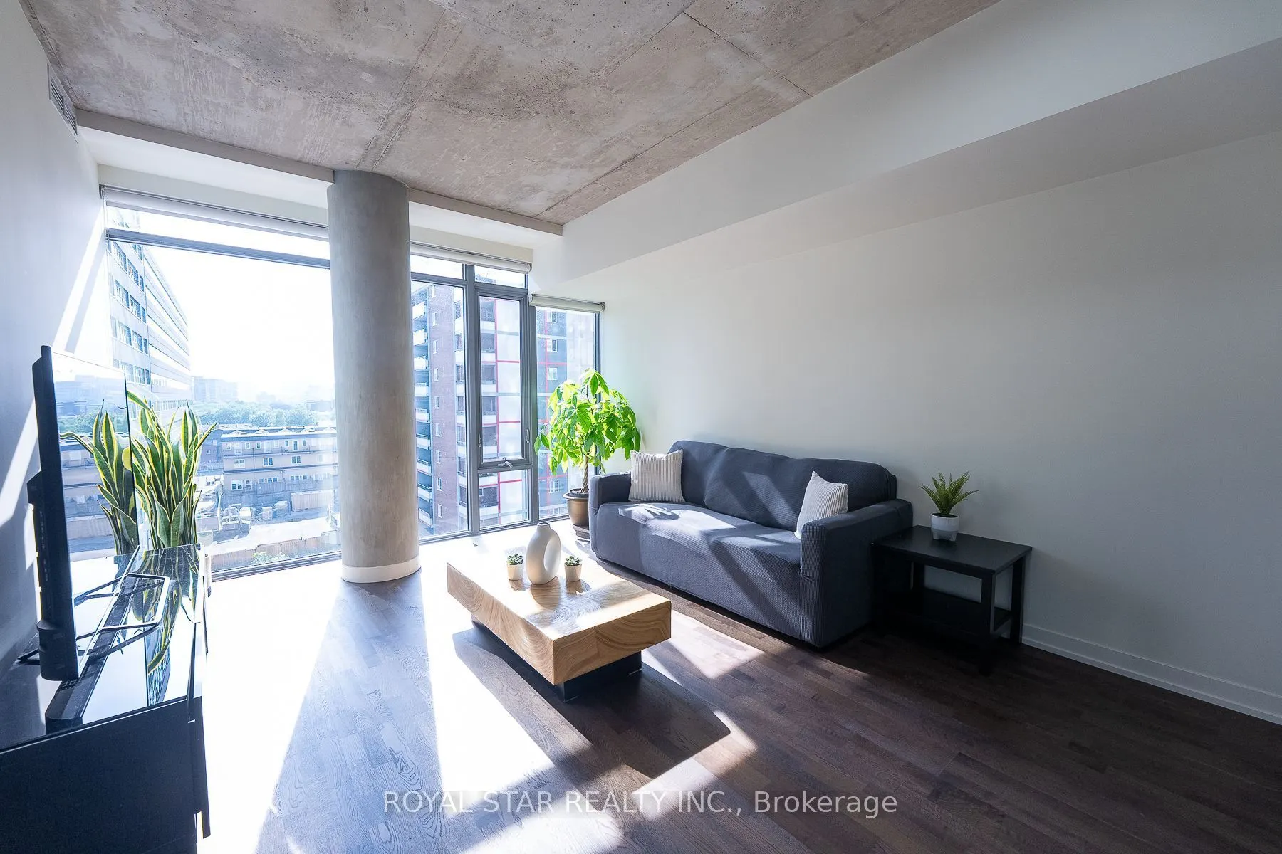 95 Bathurst Street #623
