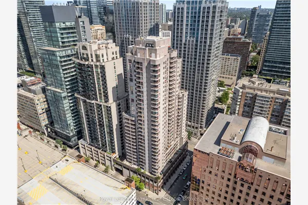 736 Bay Street #2910