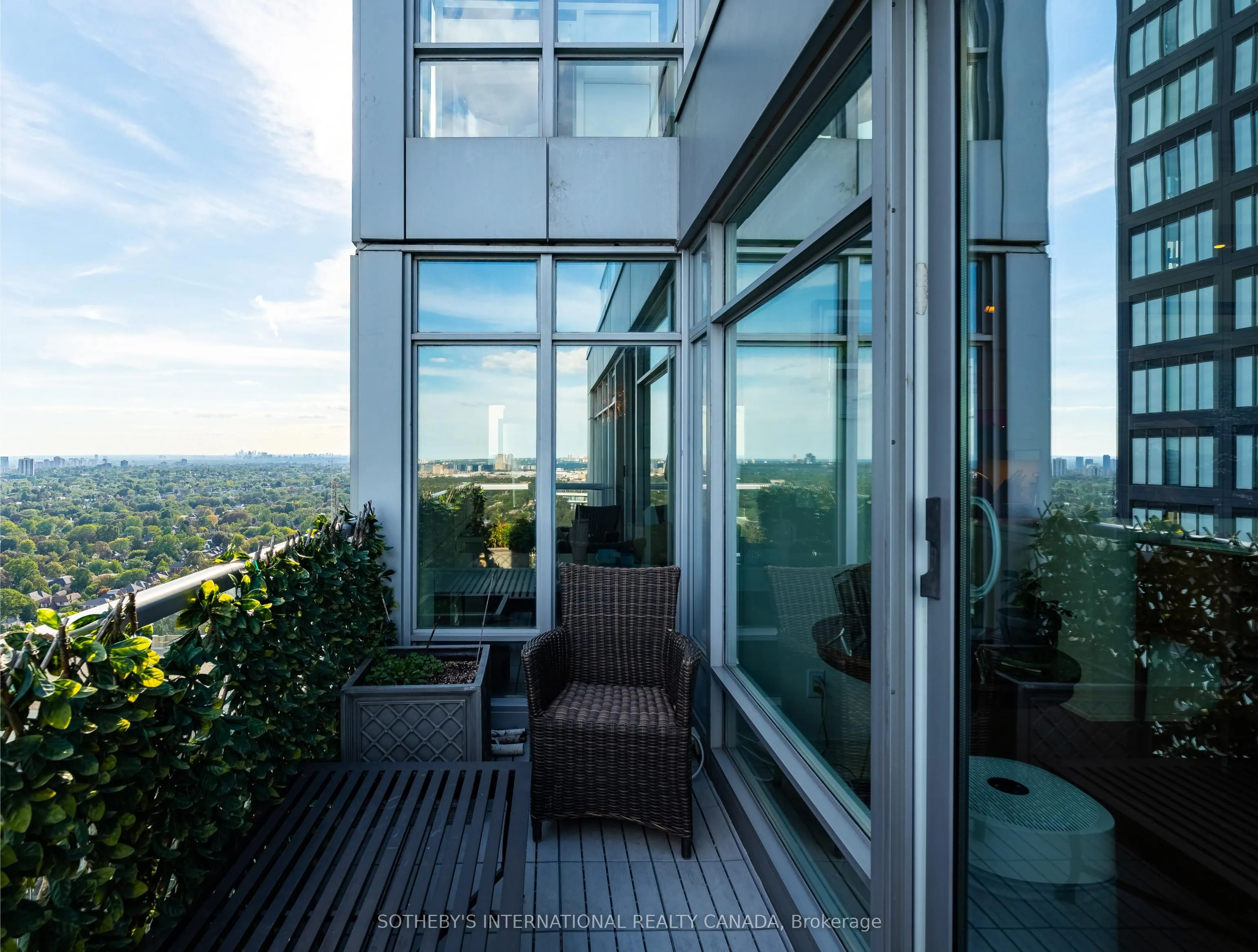2181 Yonge Street #3302