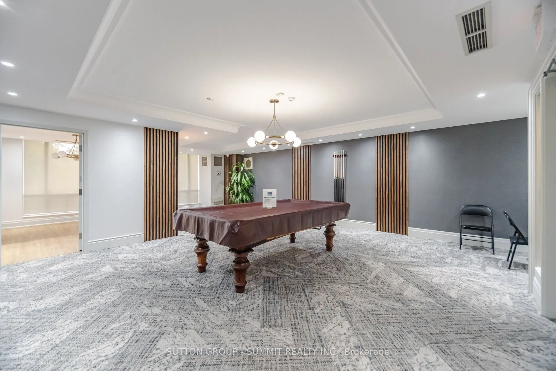 455 Rosewell Avenue #205