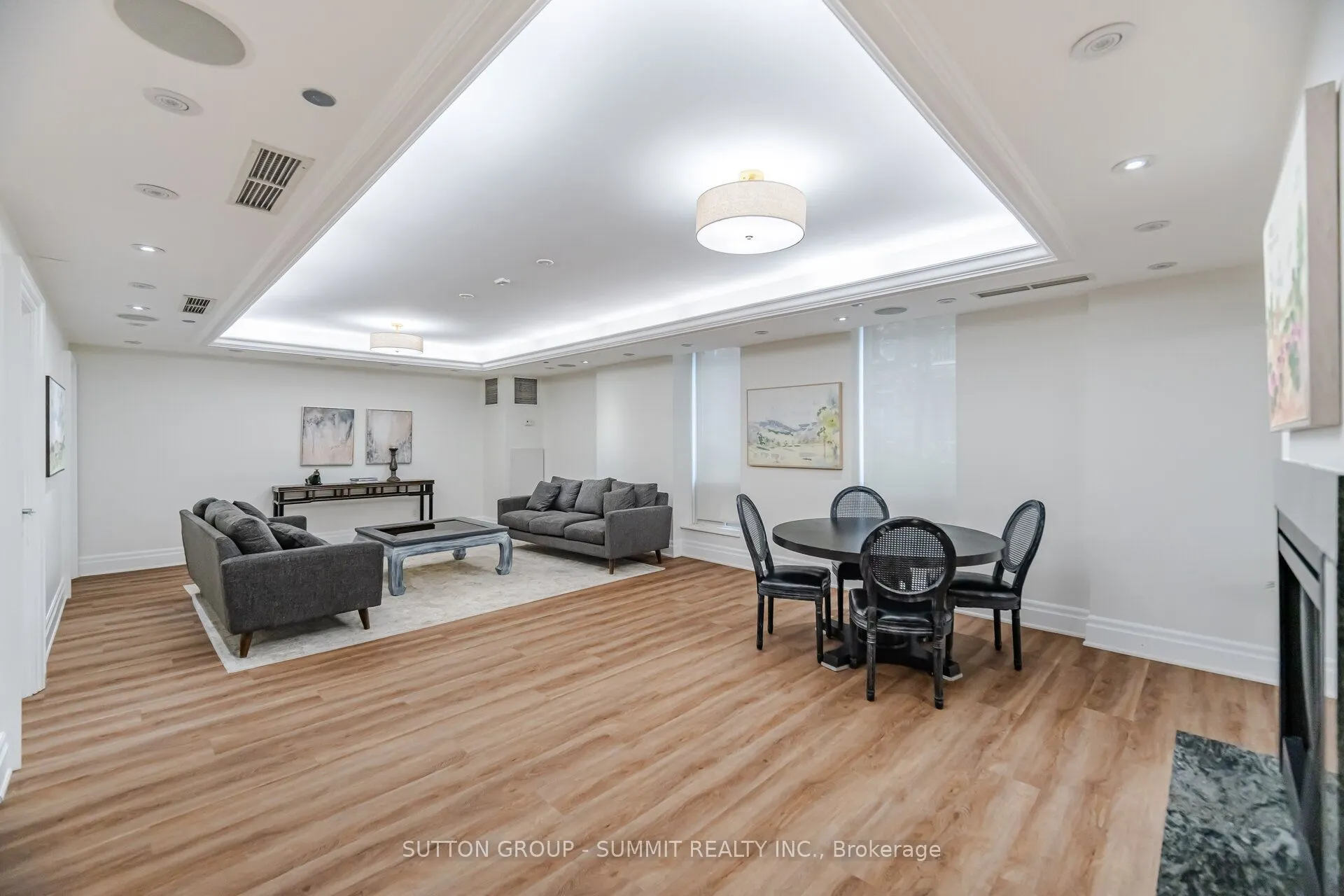 455 Rosewell Avenue #205