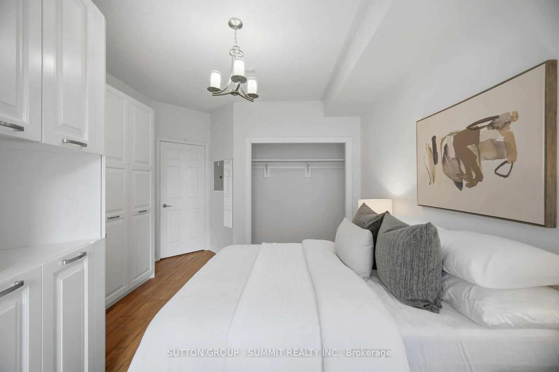 455 Rosewell Avenue #205