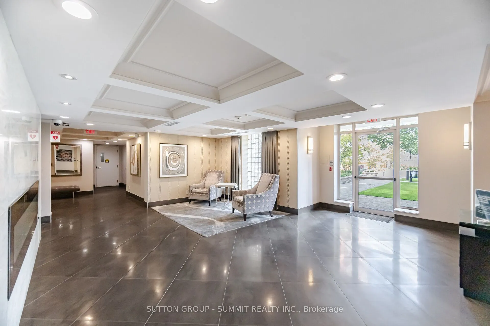 455 Rosewell Avenue #205
