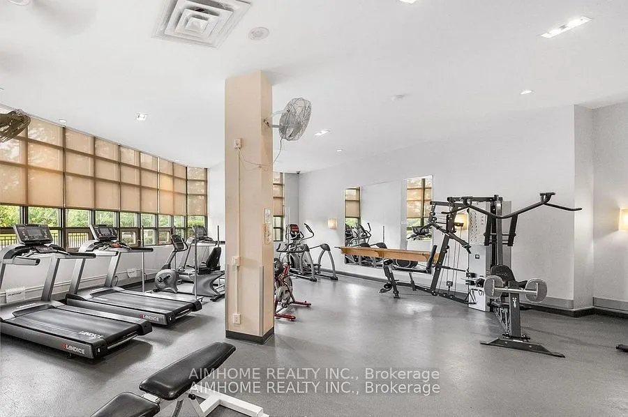 509 Beecroft Road #1202