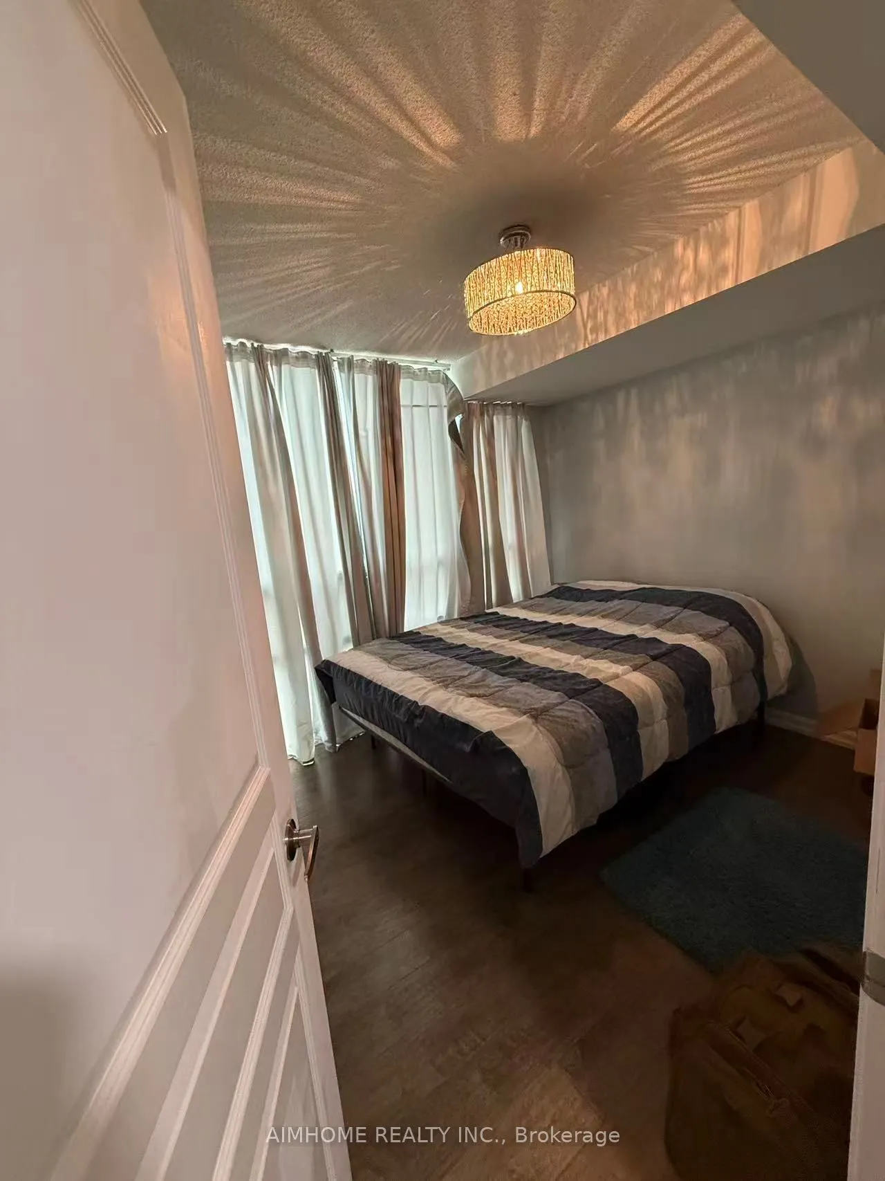 509 Beecroft Road #1202