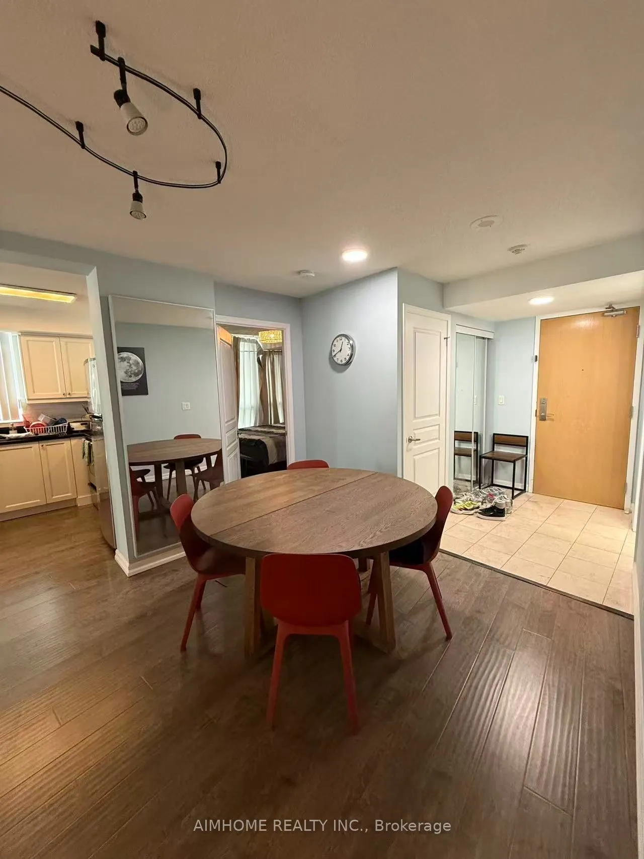 509 Beecroft Road #1202
